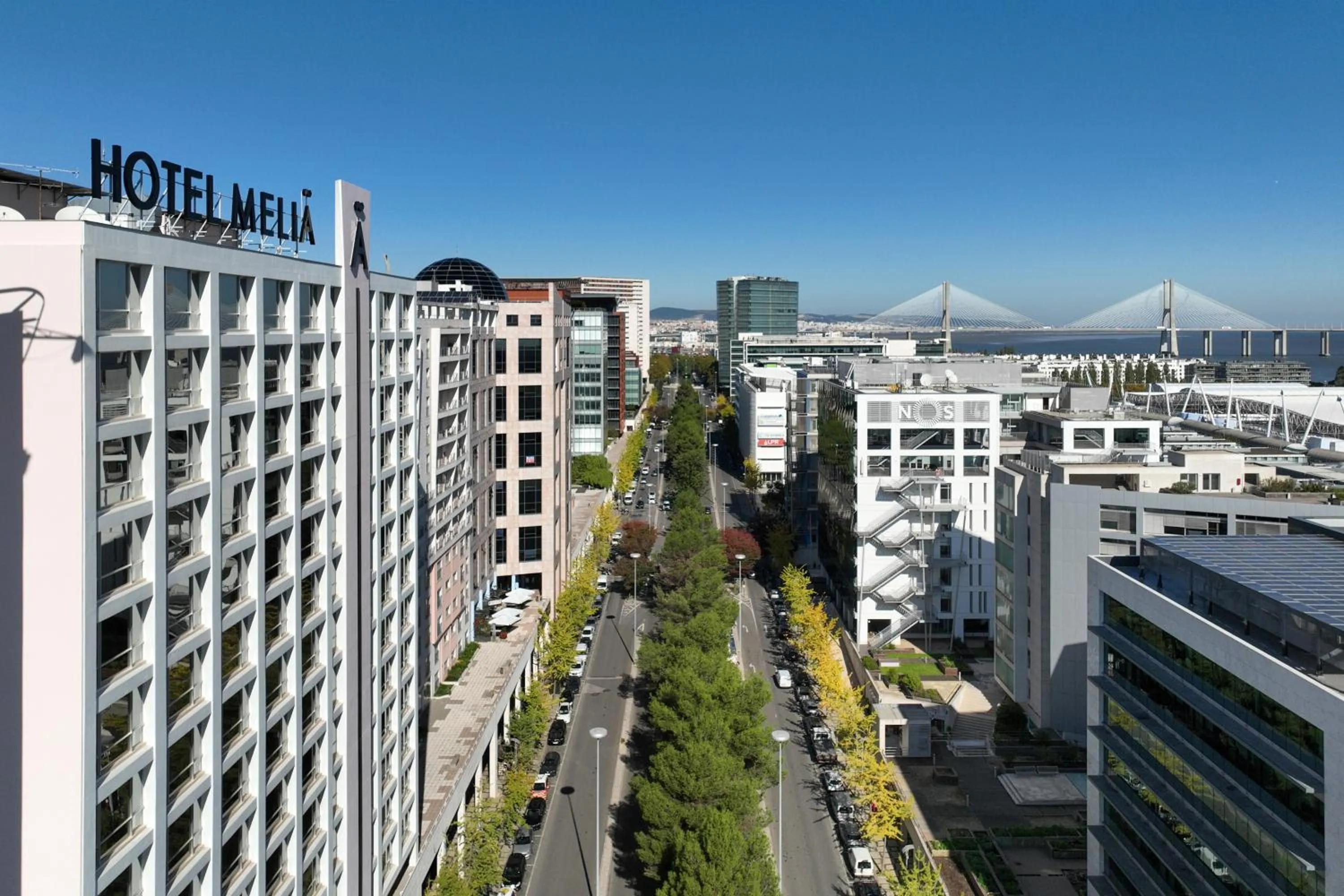 Facade/entrance in Melia Lisboa Oriente Hotel