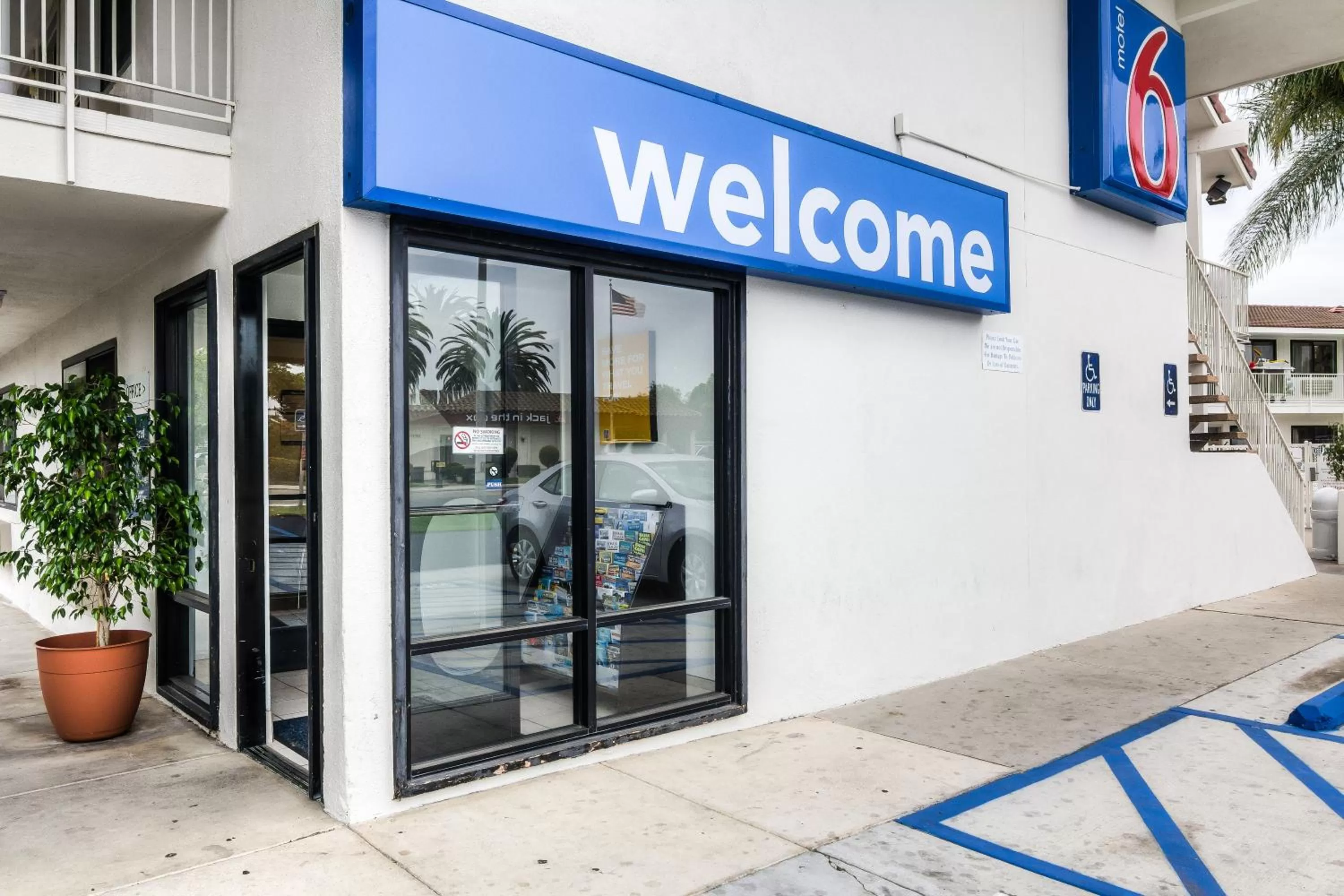Lobby or reception in Motel 6-Camarillo, CA