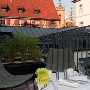 Restaurant/places to eat in Hôtel Quatorze