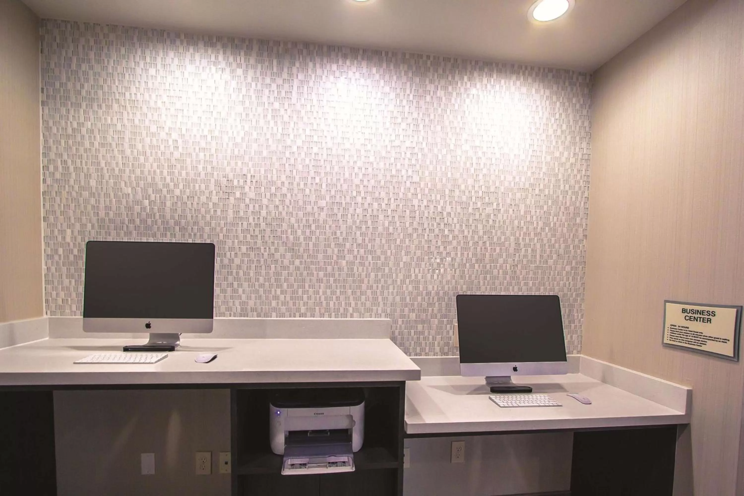 On site in La Quinta by Wyndham Pampa