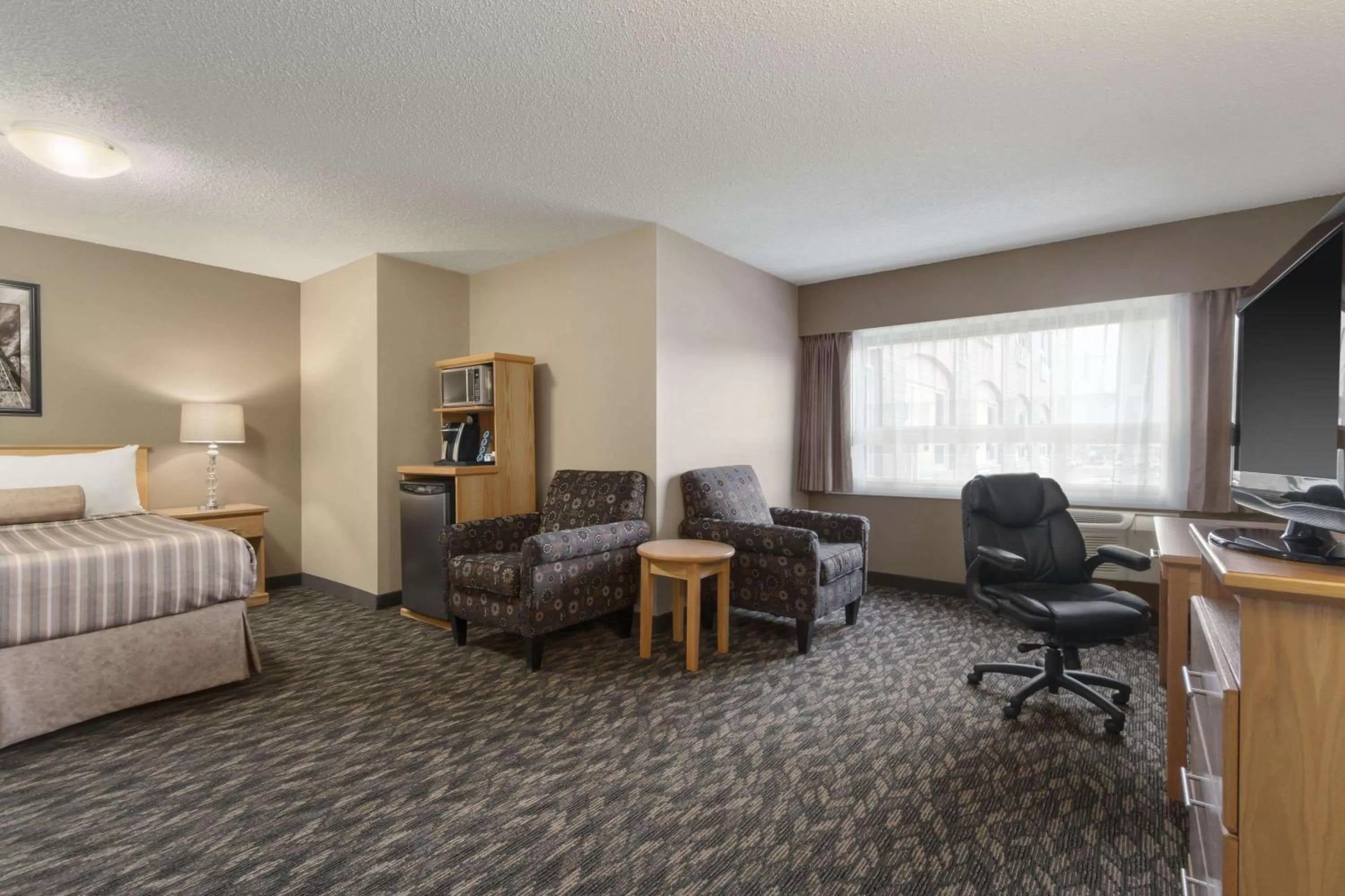 Photo of the whole room in Travelodge by Wyndham Prince George