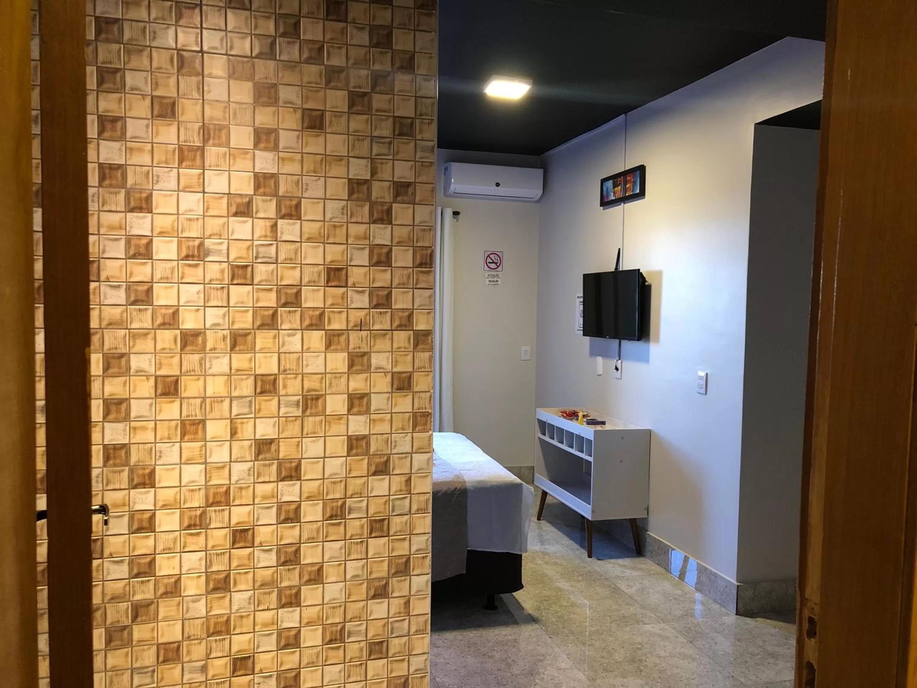 TV/Entertainment Center in Riacho Hotel