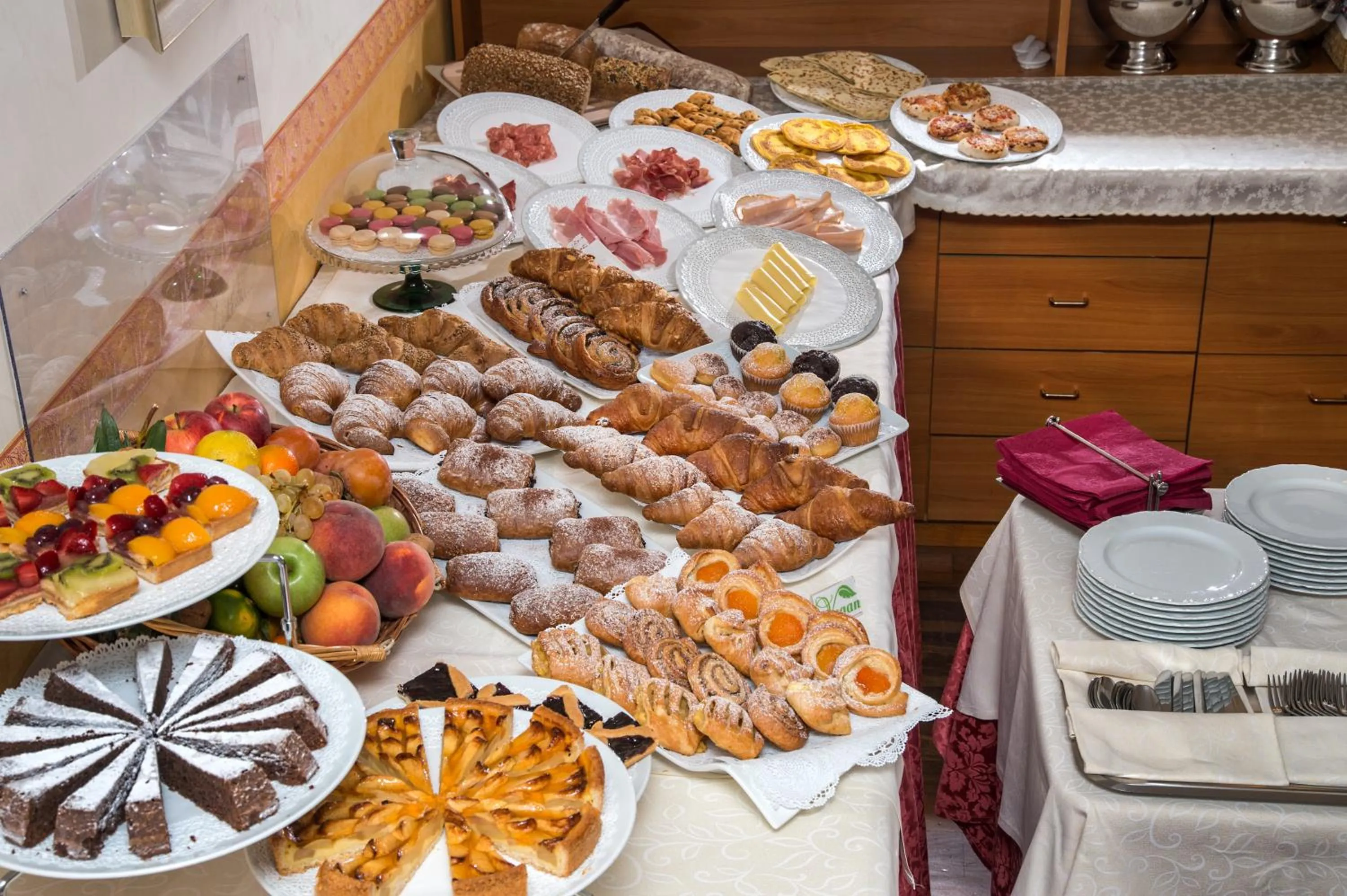 Food in Hotel Vivit ***S