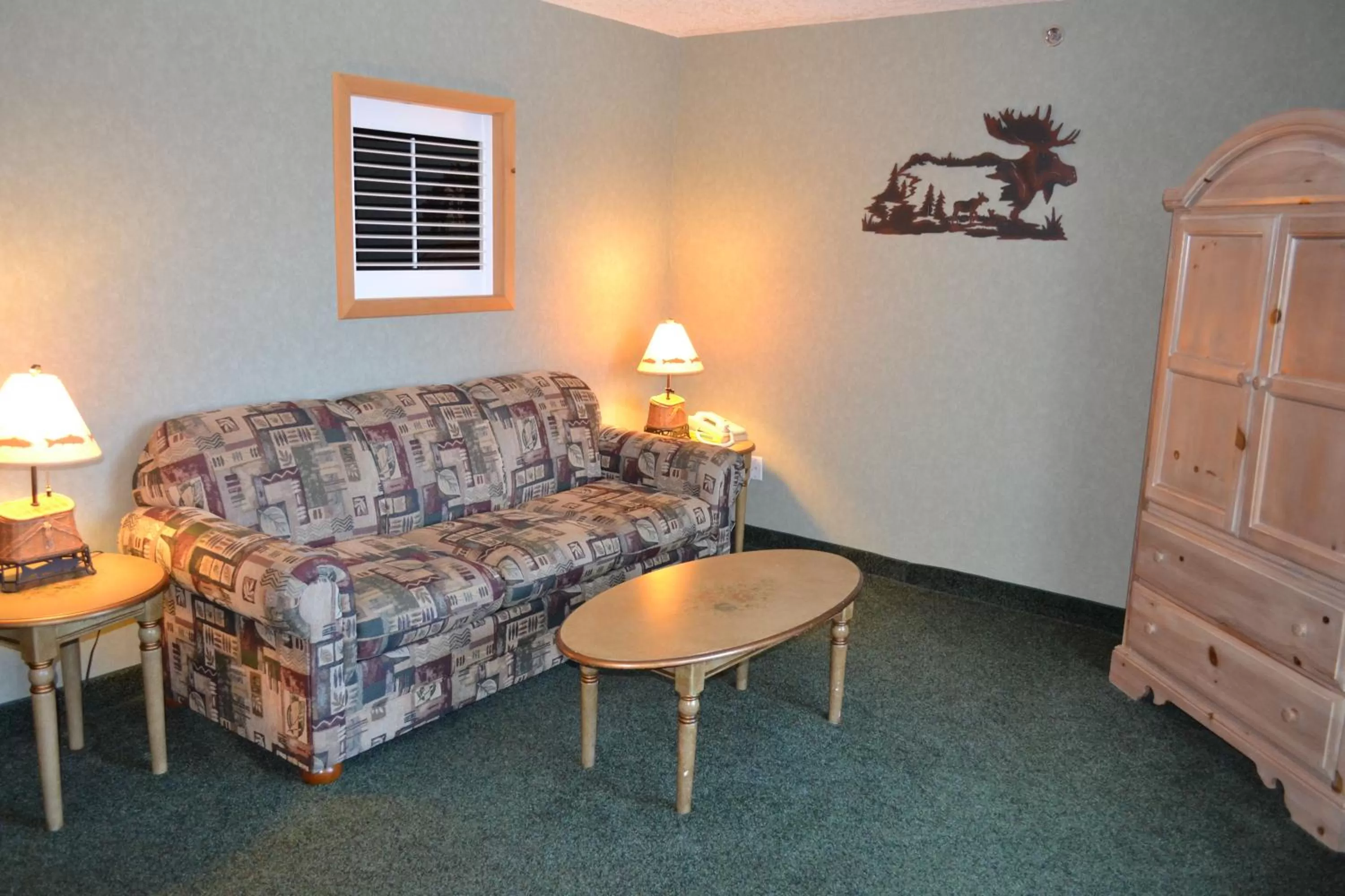 Decorative detail in Crooked River Lodge