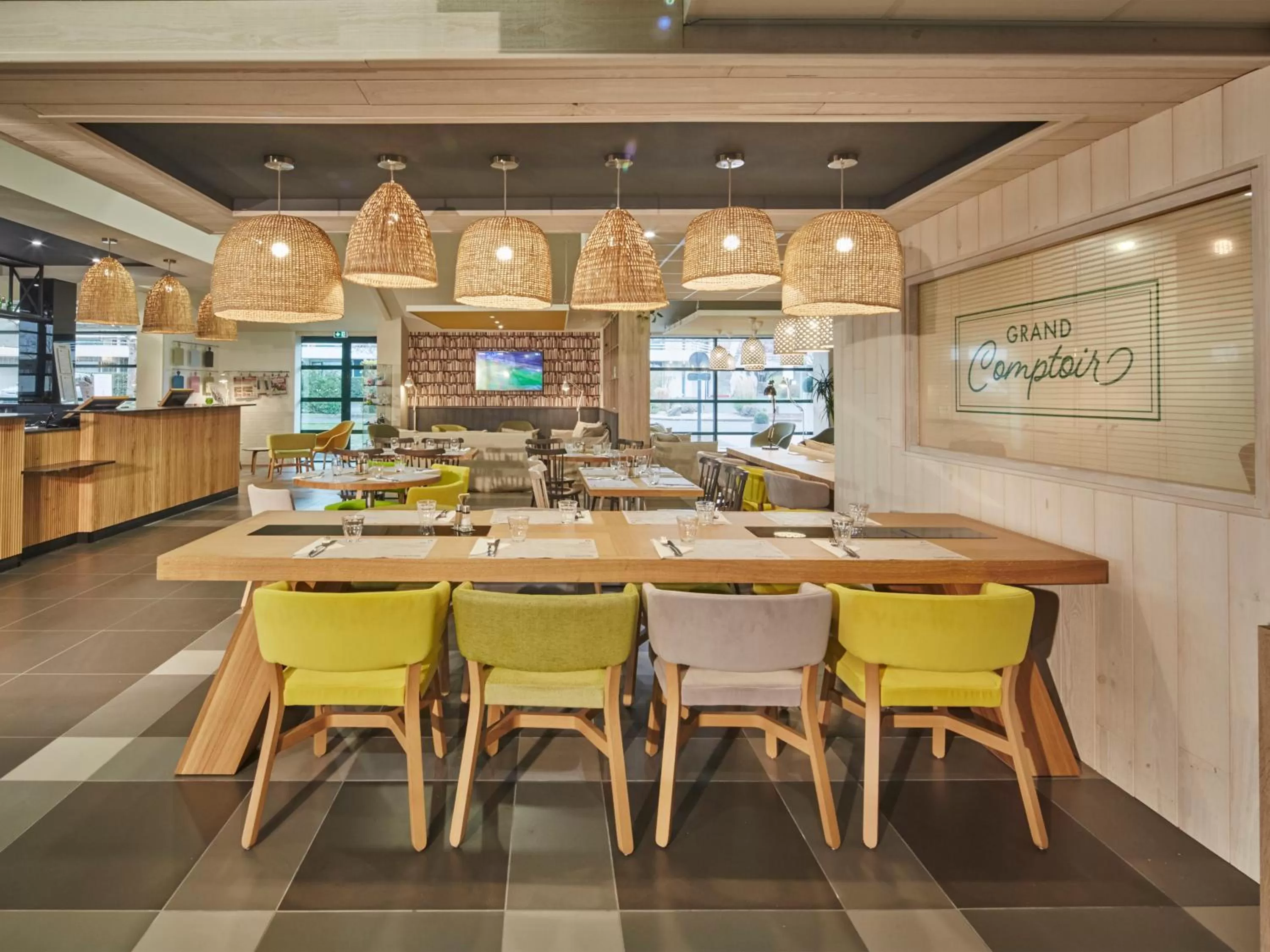 Restaurant/places to eat in Campanile Poitiers - Site du Futuroscope