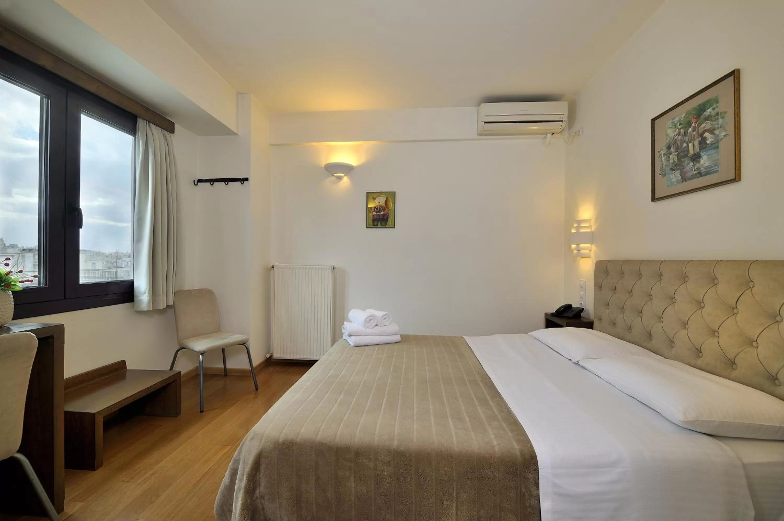 Photo of the whole room, Bed in Dryades & Orion Hotel