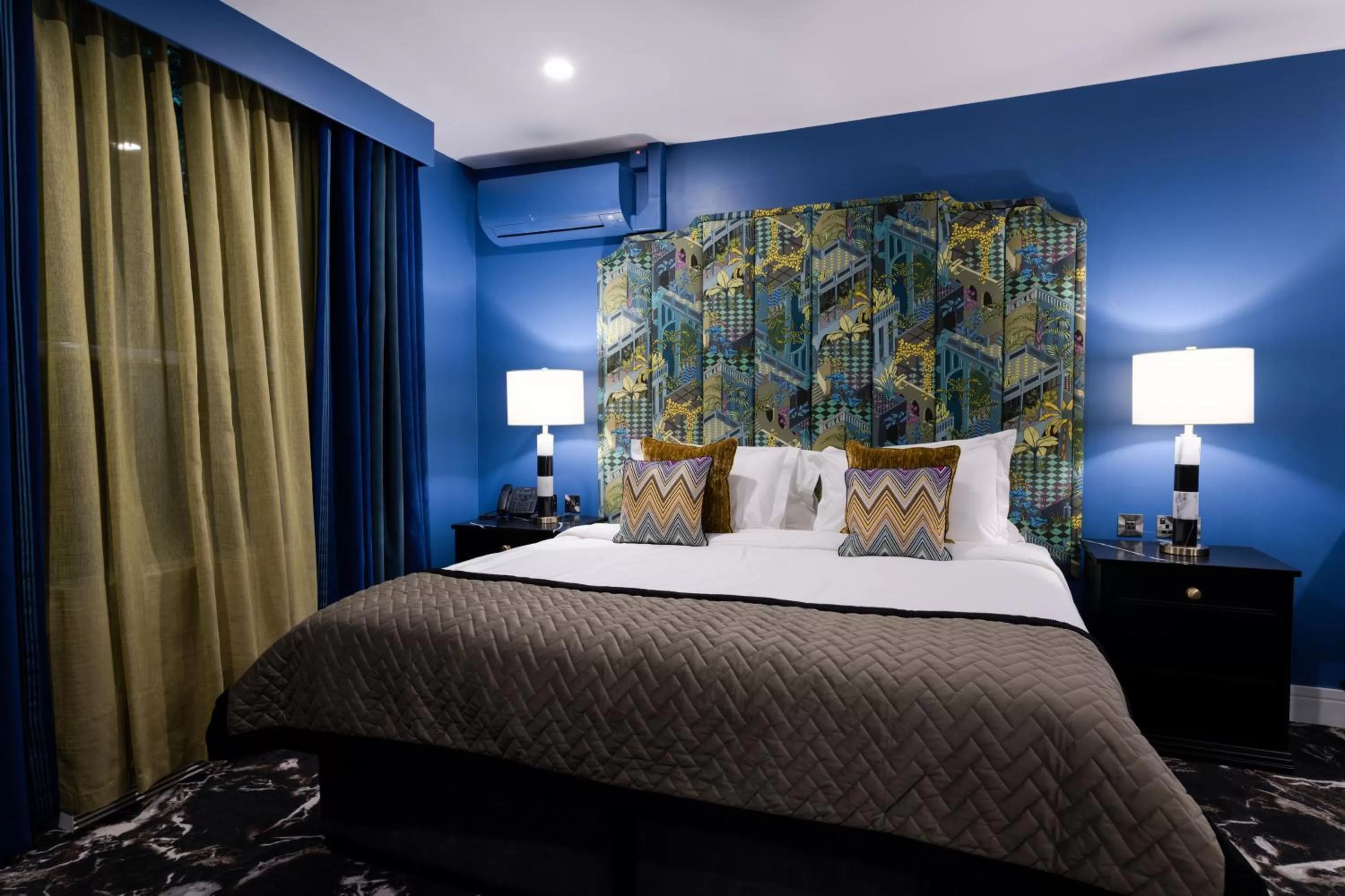 Bedroom, Bed in Elephant Rock Hotel