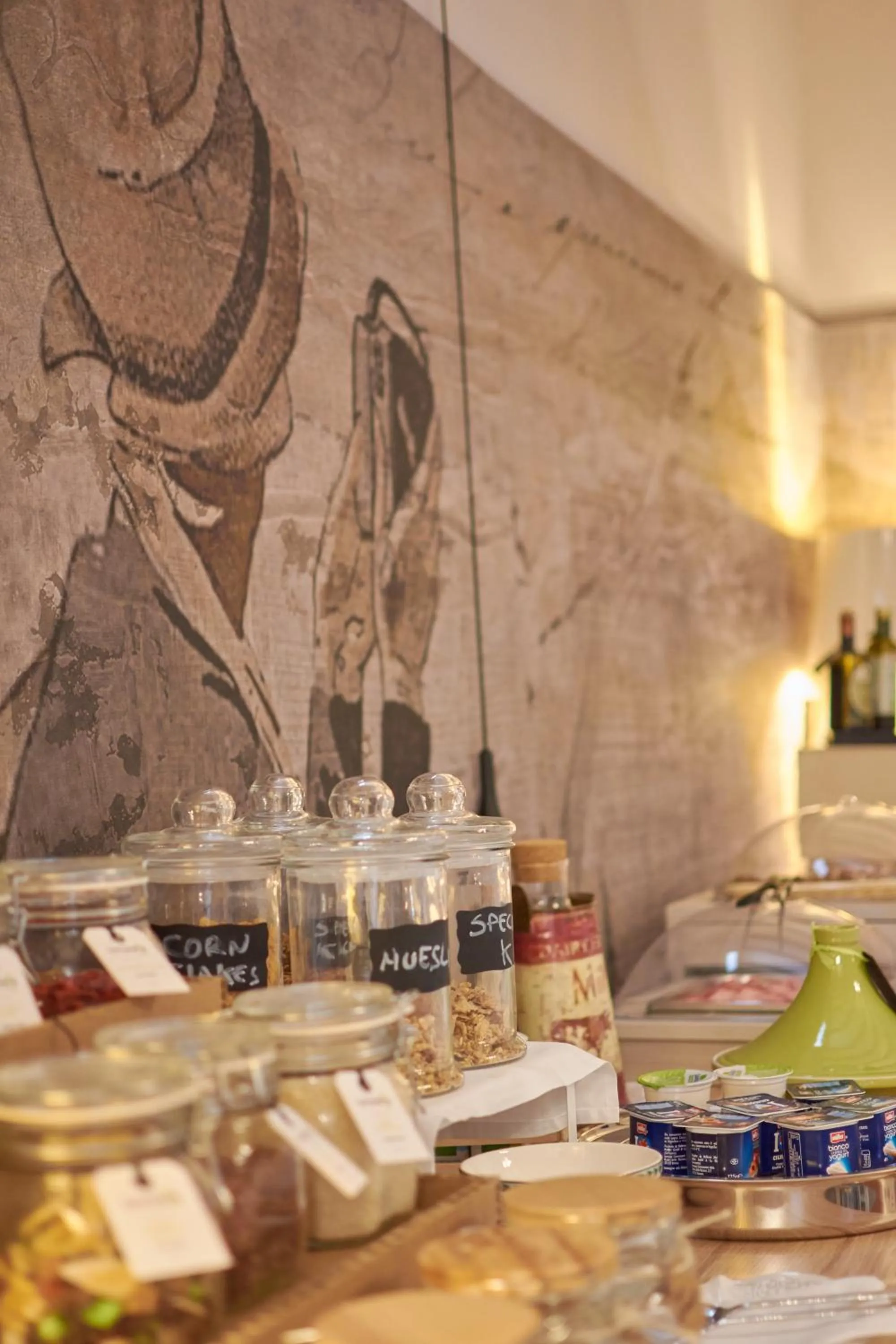 Restaurant/places to eat in Cas'E Charming House