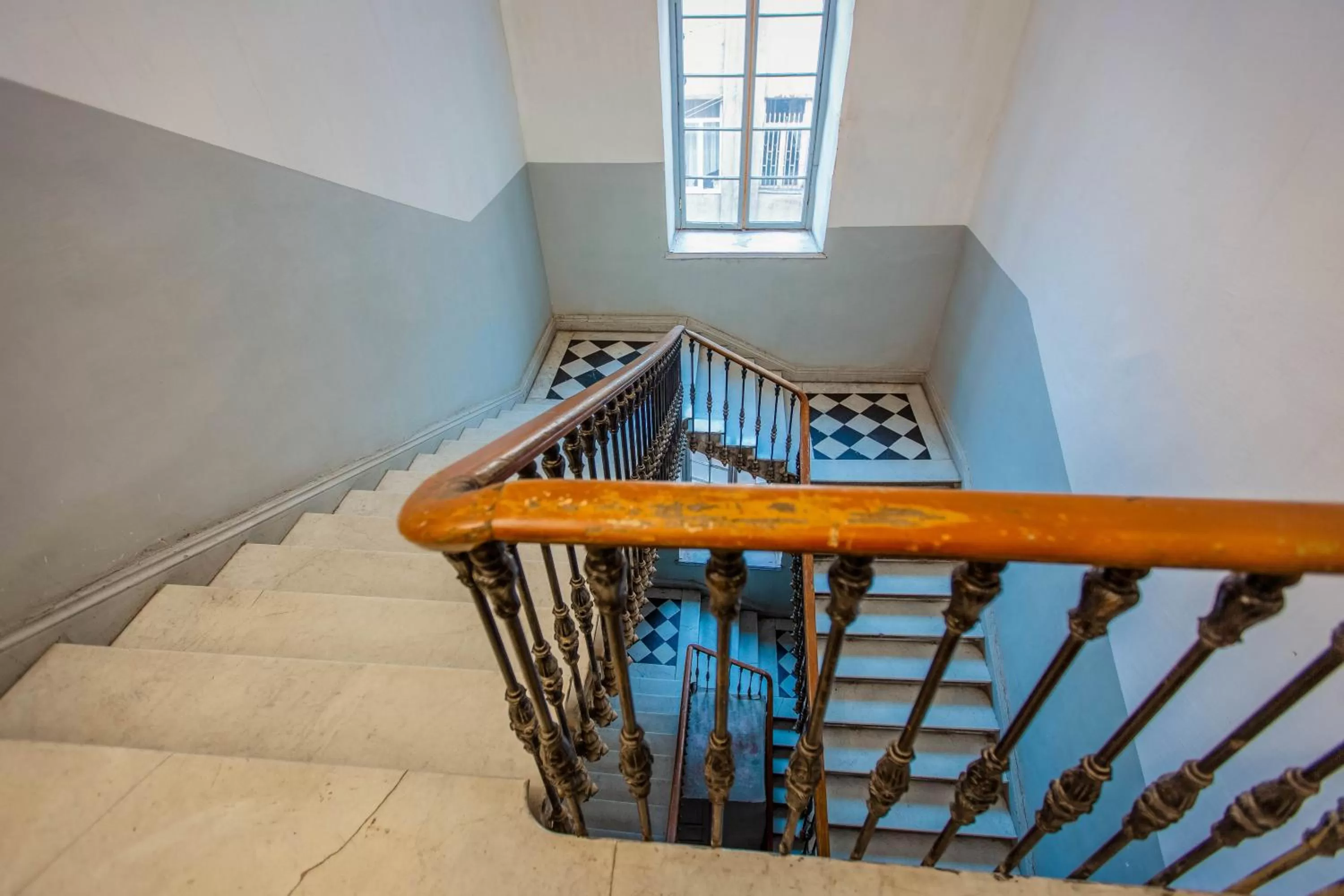 Property building, Balcony/Terrace in Galaktioni 22