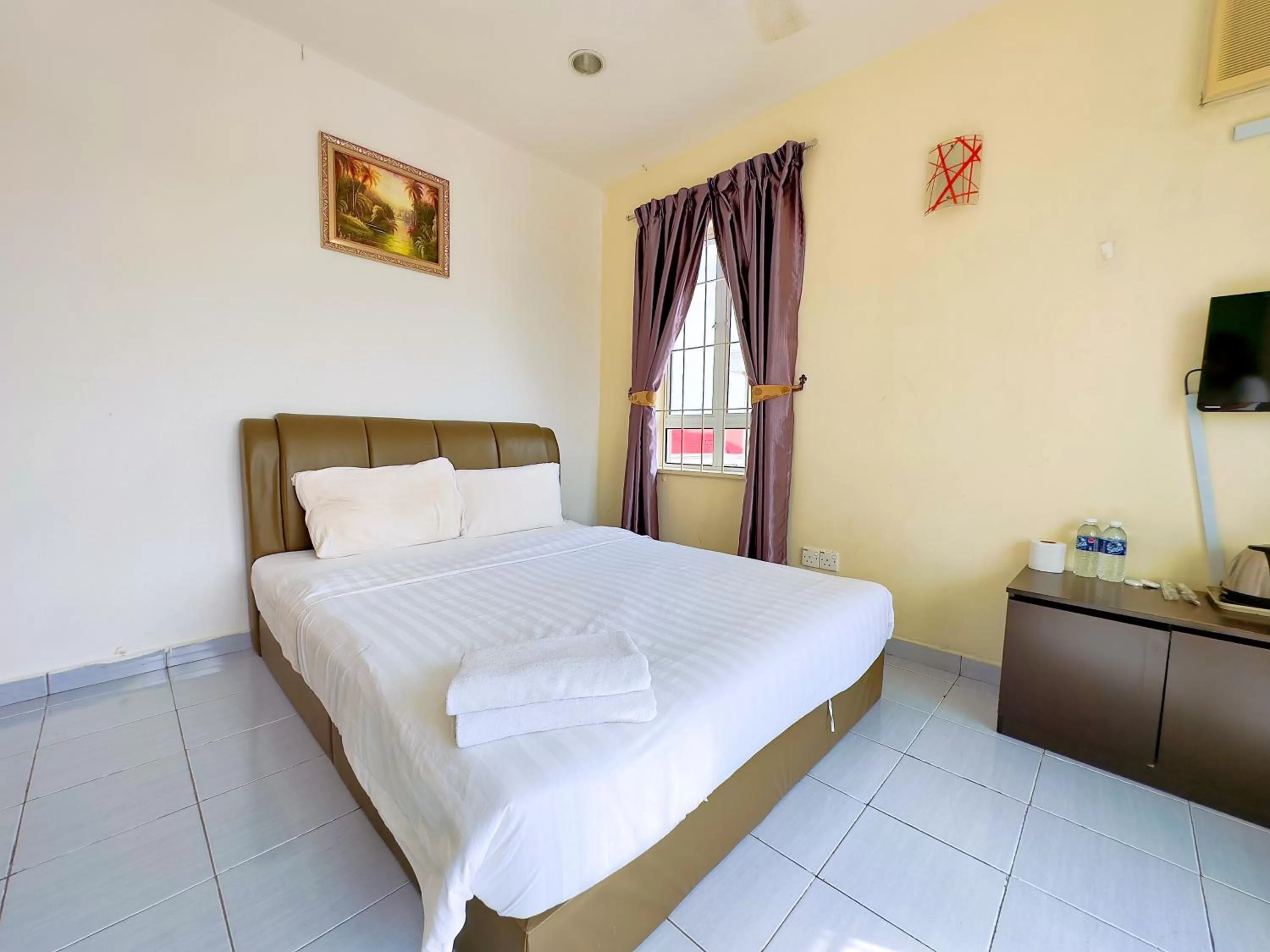 Standard Double Room in Borneo Inn