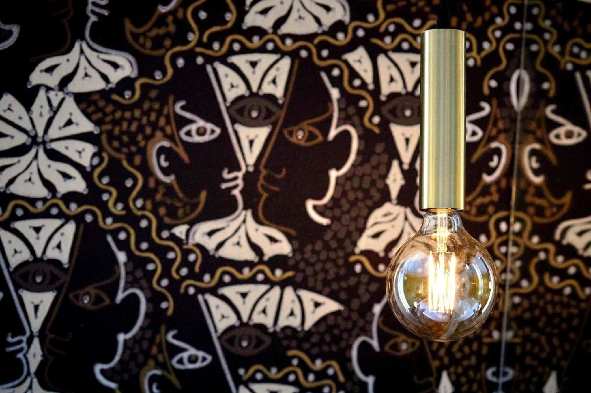 Decorative detail in Montparnasse Daguerre