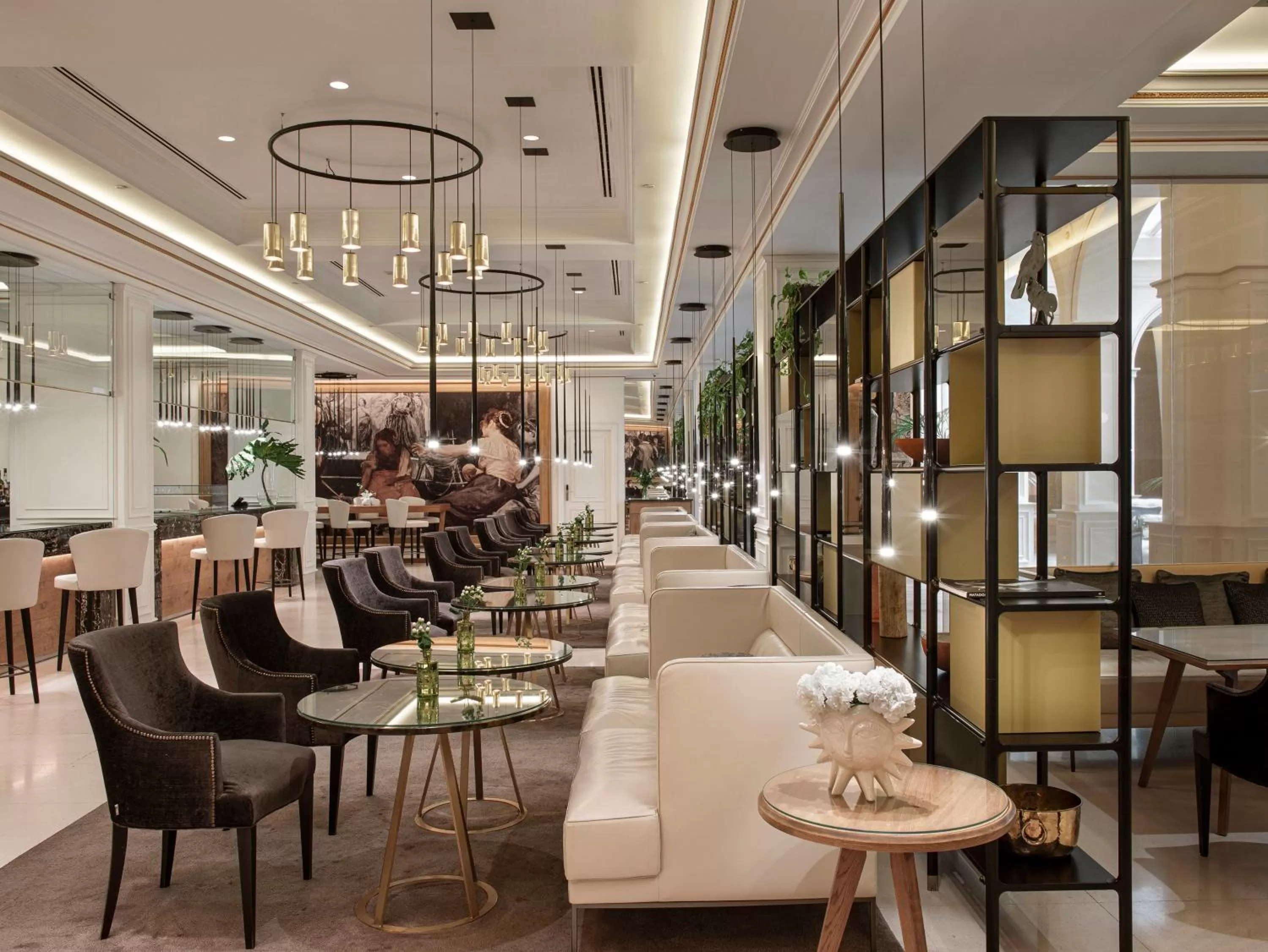 Lounge or bar in Palacio de los Duques Gran Meliá - The Leading Hotels of the World