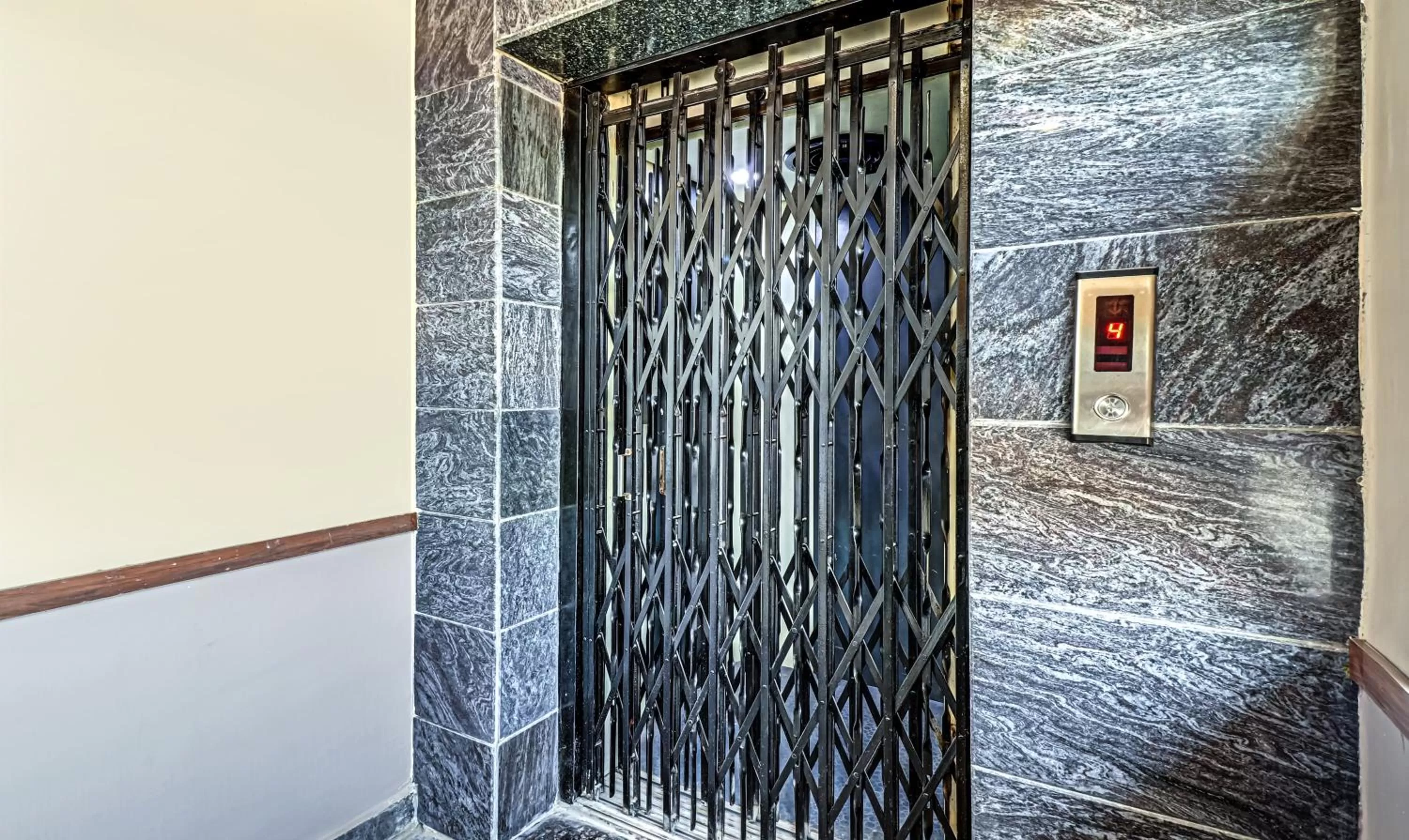 elevator in Treebo Rainbow Grand