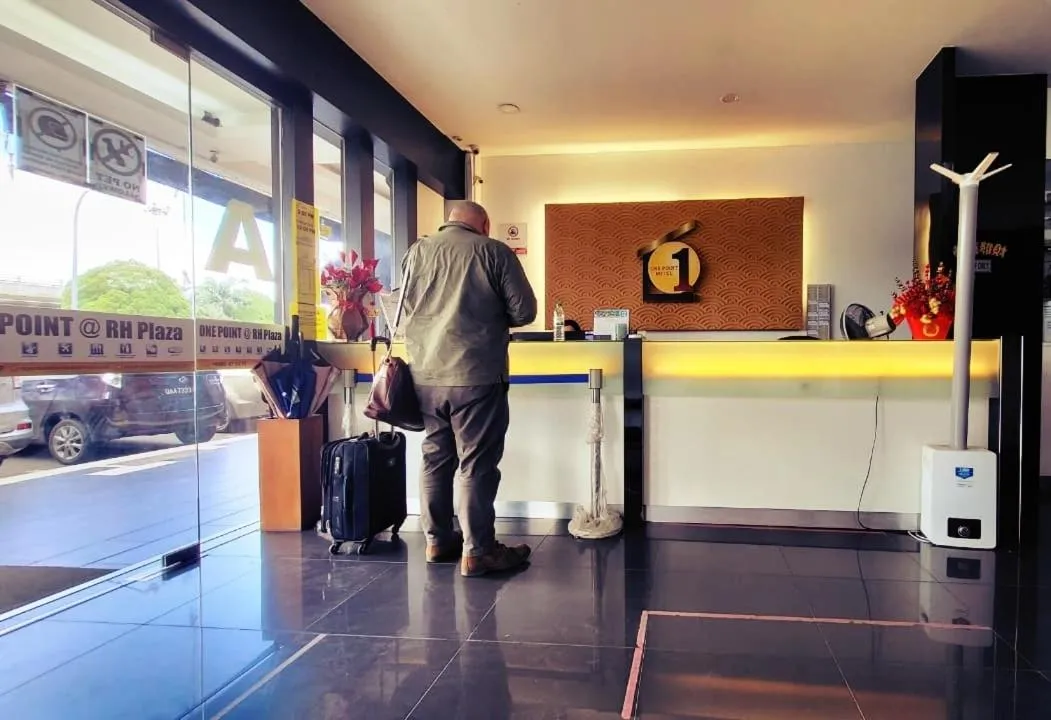 People in One Point Hotel