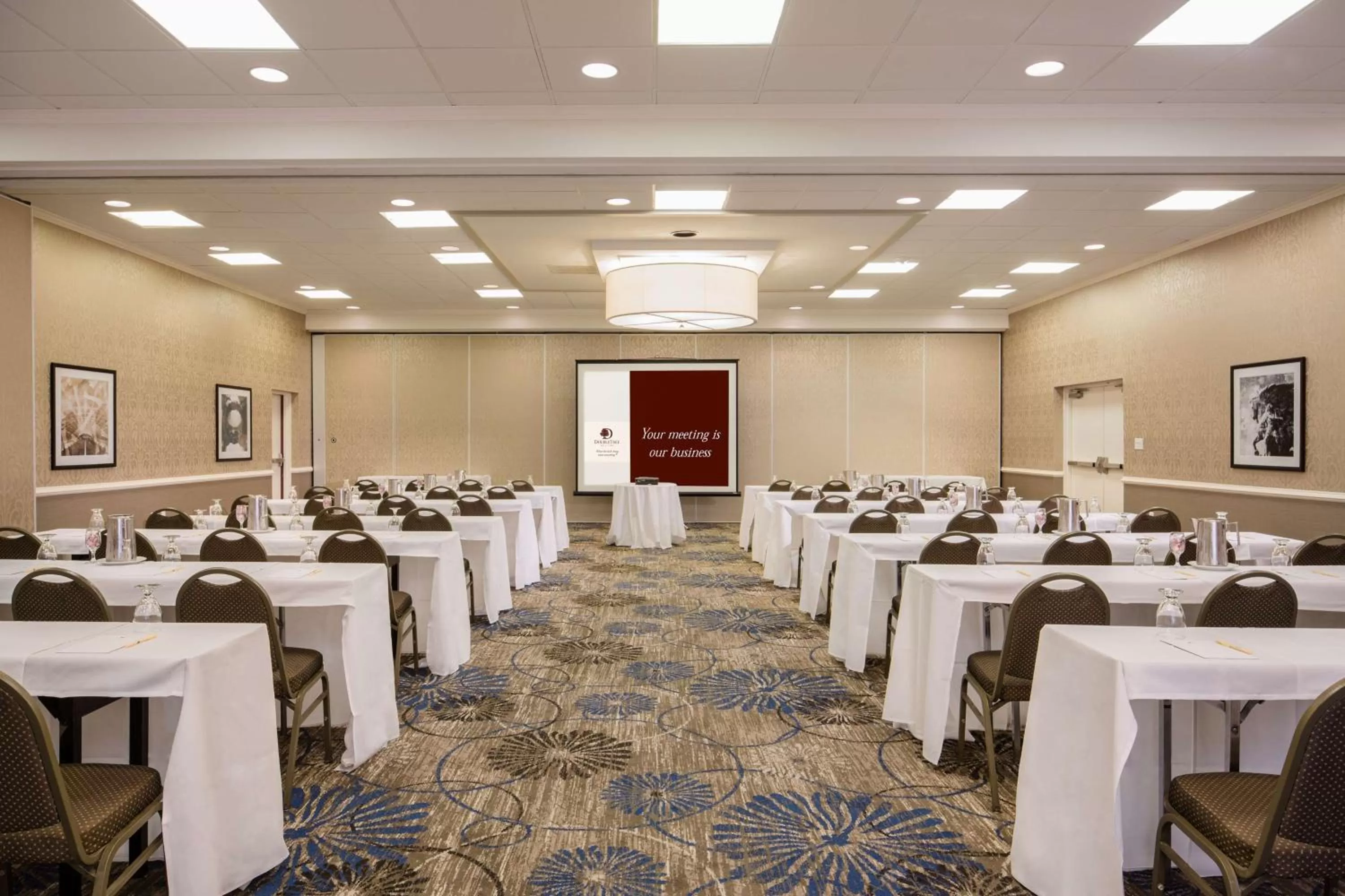 Meeting/conference room in Doubletree by Hilton Laurel, MD