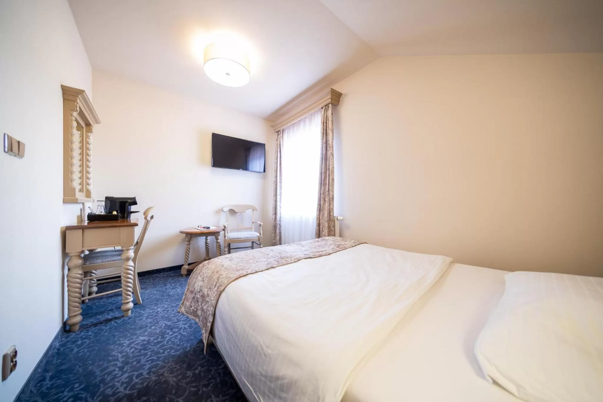 Bedroom, Bed in Hotel U Kata