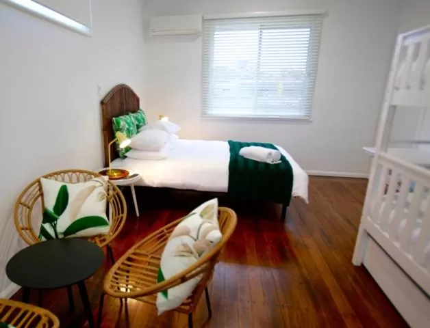 Bed in Tea Gardens Hotel