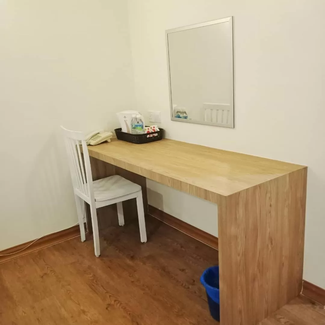 TV/Entertainment Center in Merilton Hotel