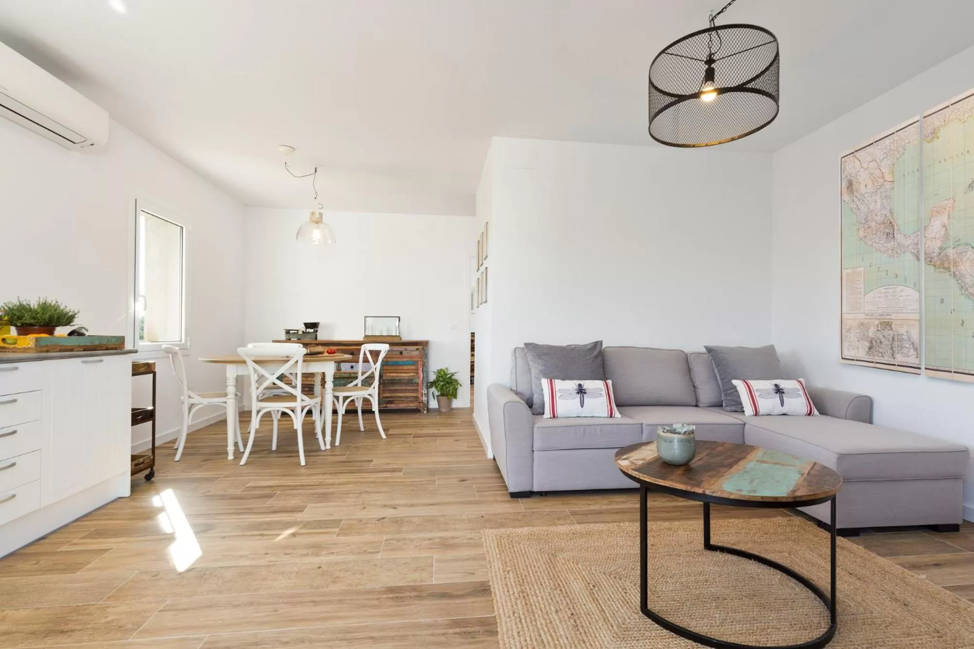 Living room, Seating Area in Masia Can Rovira - ESC1852