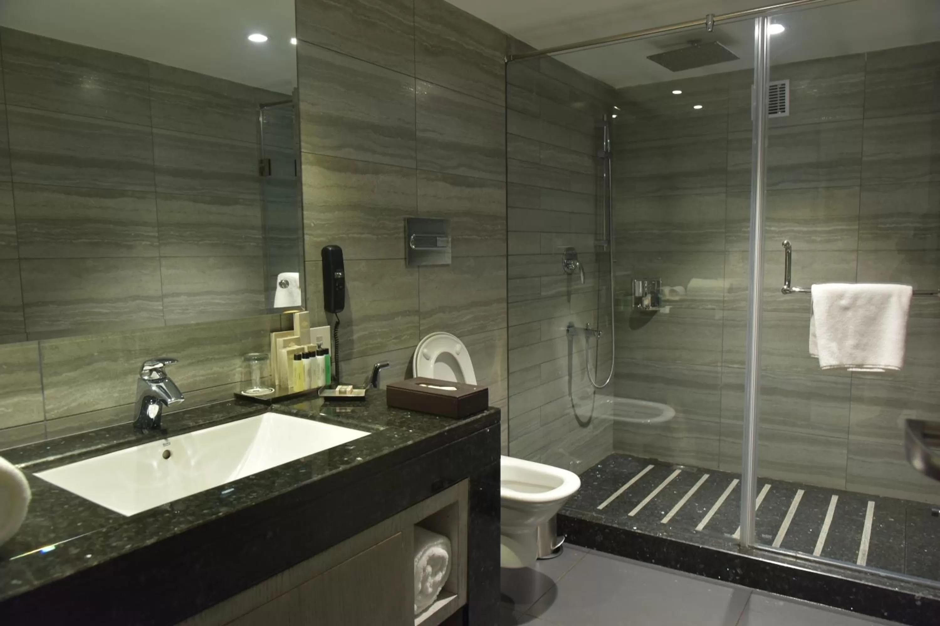 Bathroom in Marina- Shimla First Designer Boutique Hotel