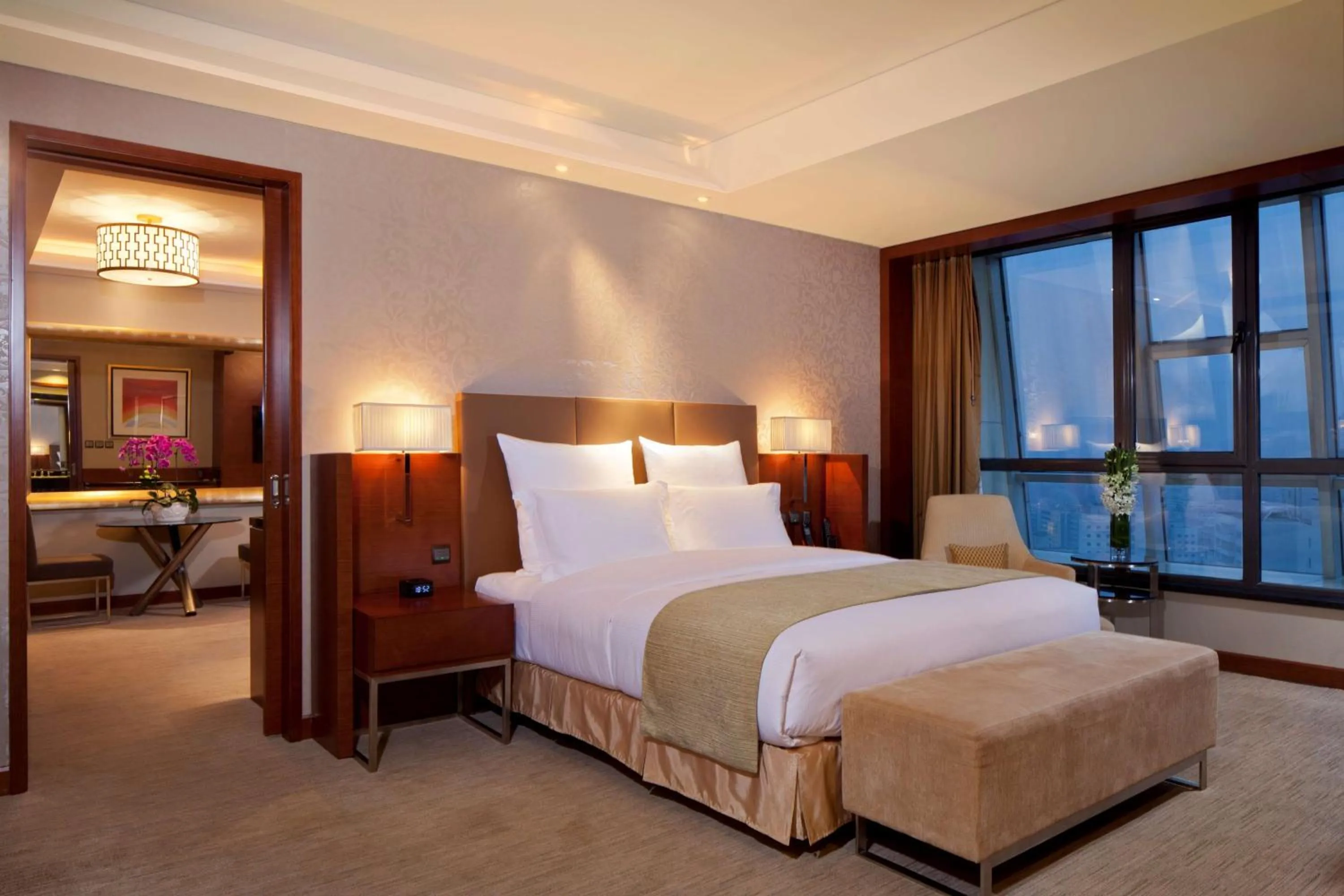 Bed in DoubleTree by Hilton Shenyang