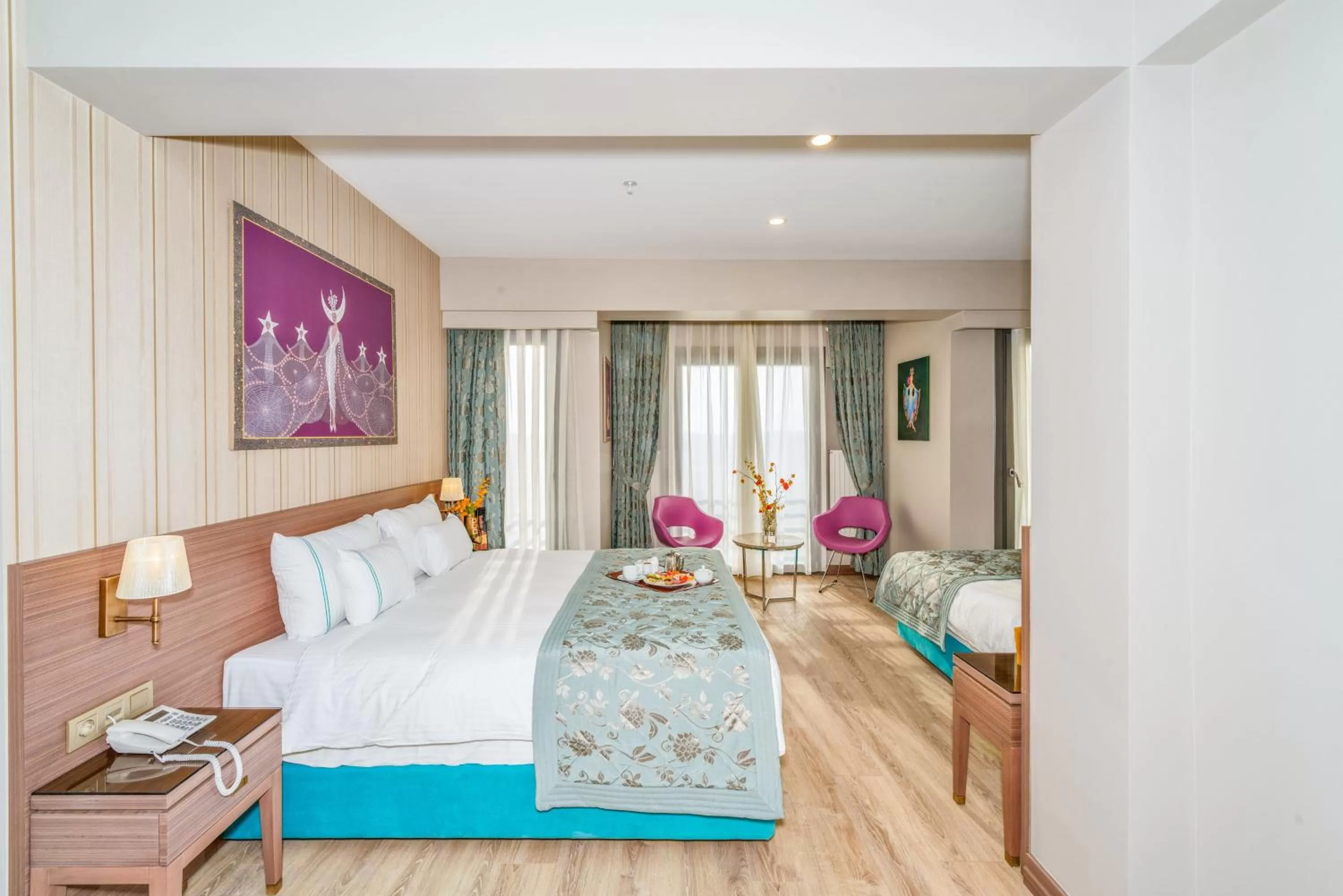 Bedroom, Bed in Taximist Hotel