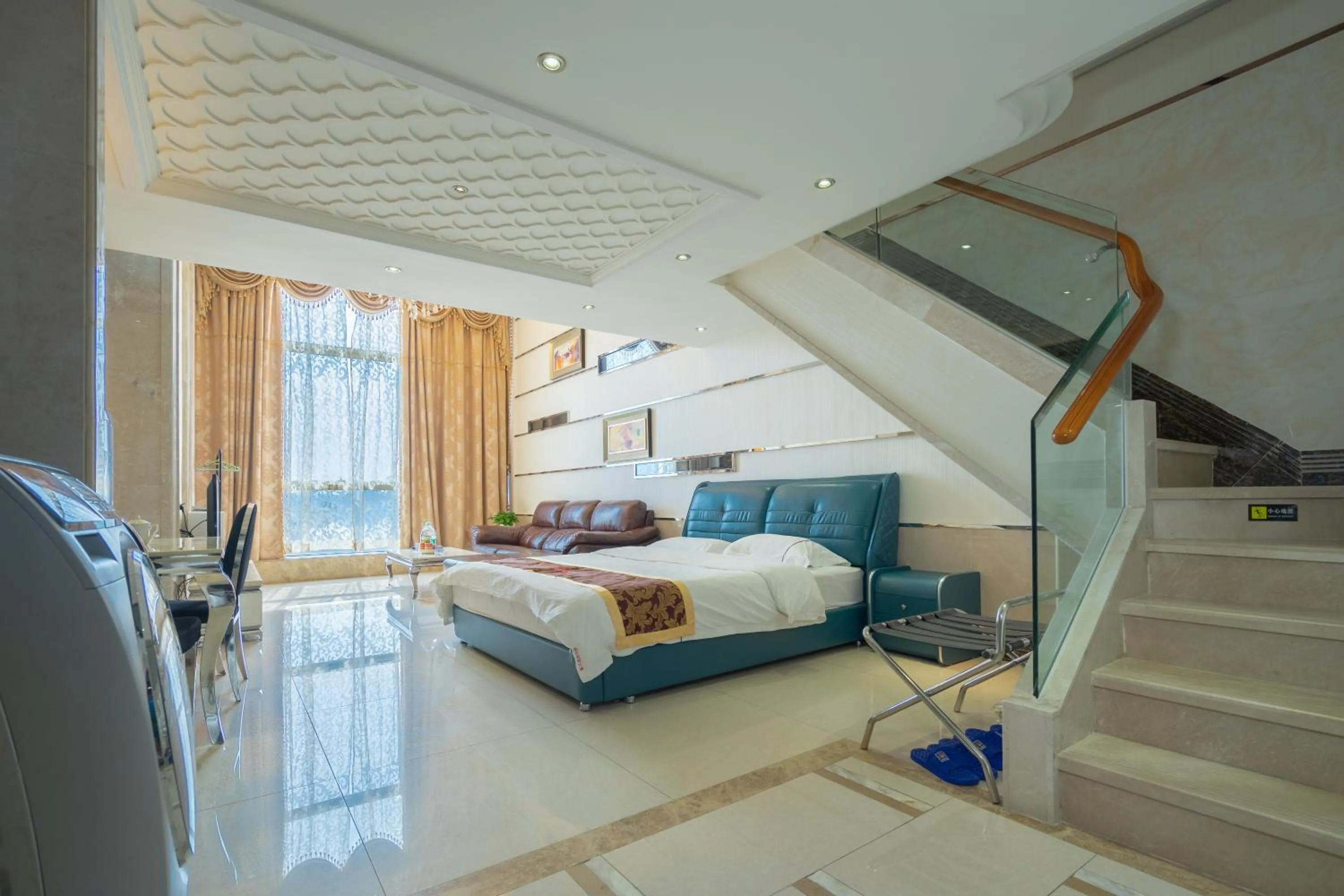 Photo of the whole room, Bed in Guangzhou Hakka Apartment Beijing Road