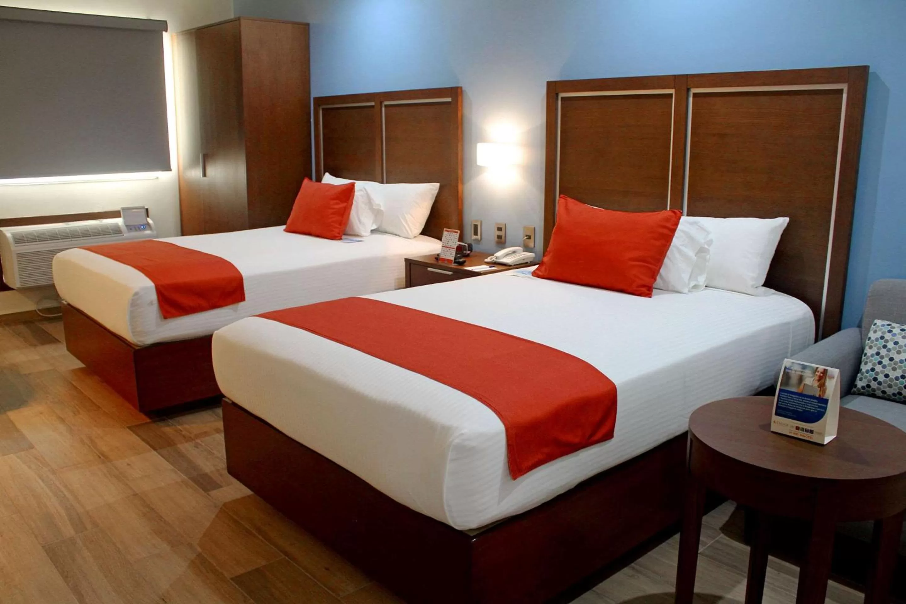 Photo of the whole room, Bed in Comfort Inn Monterrey Norte