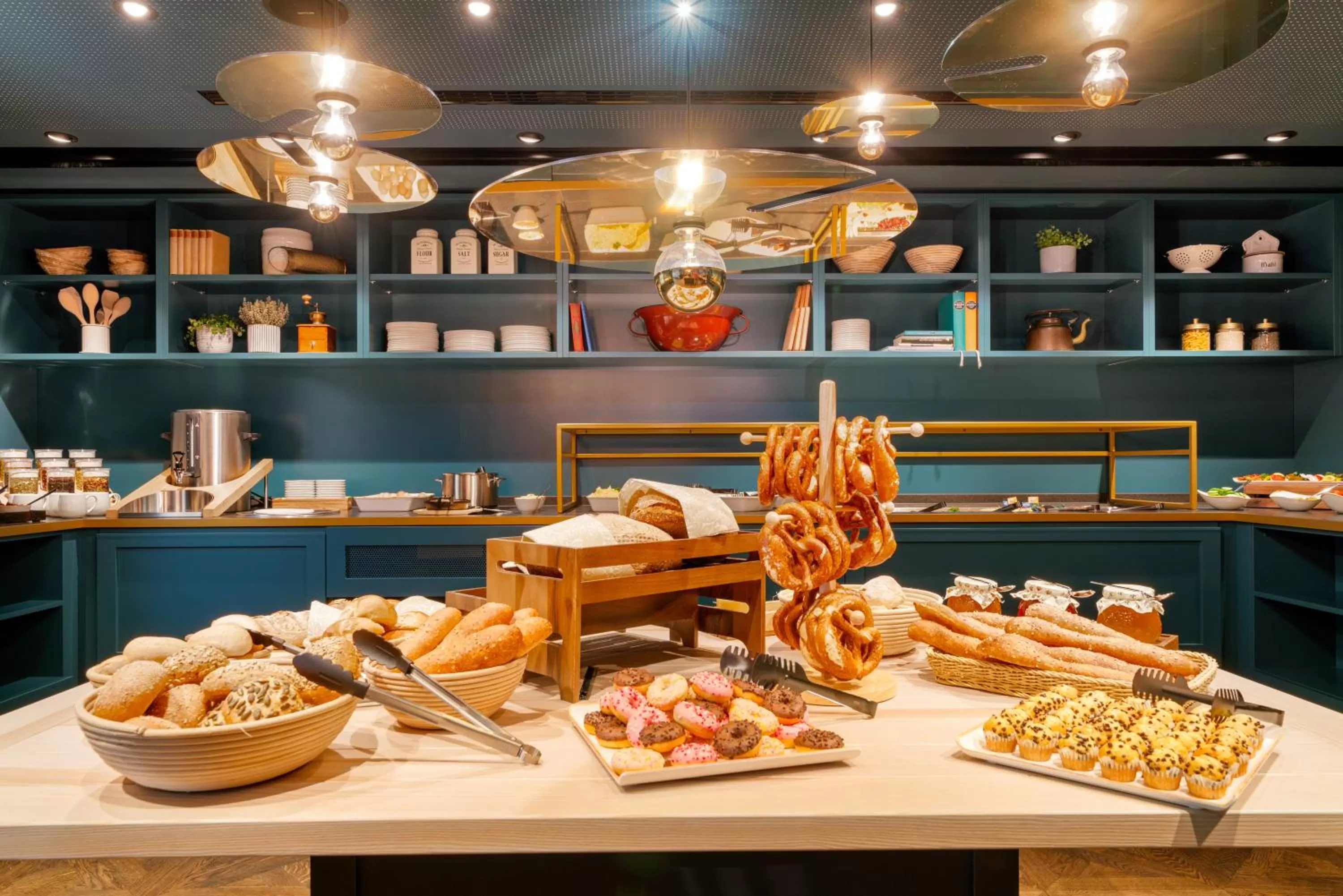 Breakfast, Food in Lukullum