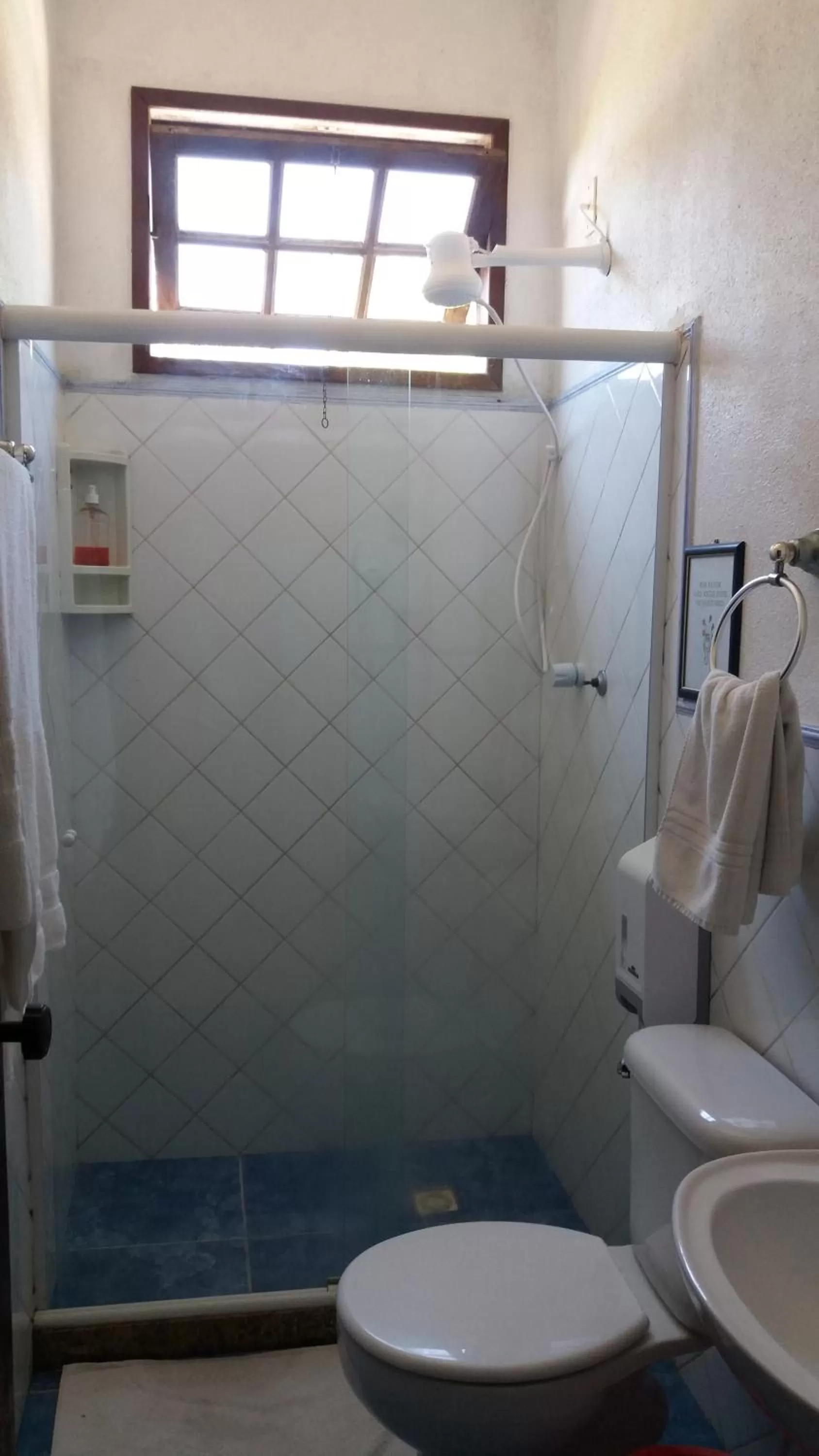 Bathroom in Pousada Barcarola