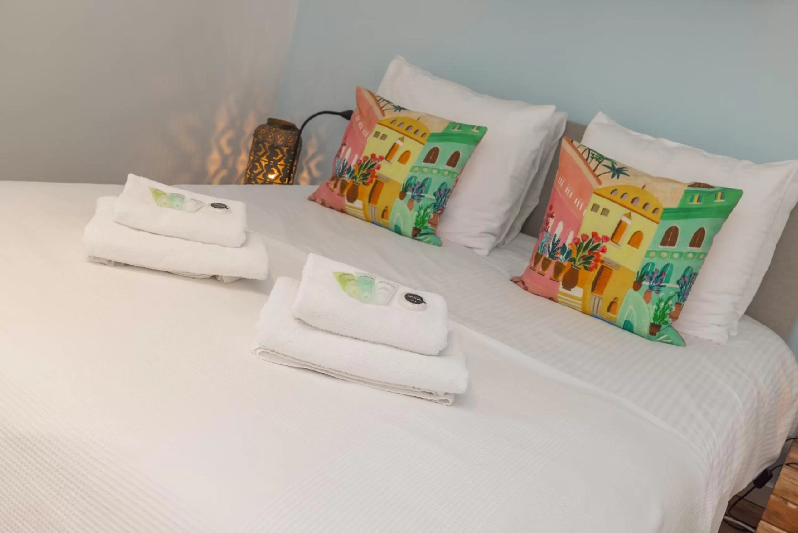 Bed in BeachHouse Oase aan Zee