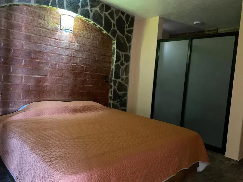 Queen Room in Hotel Spa el Gran Coral By Rotamundos Queen Room in Hotel Spa el Gran Coral By Rotamundos