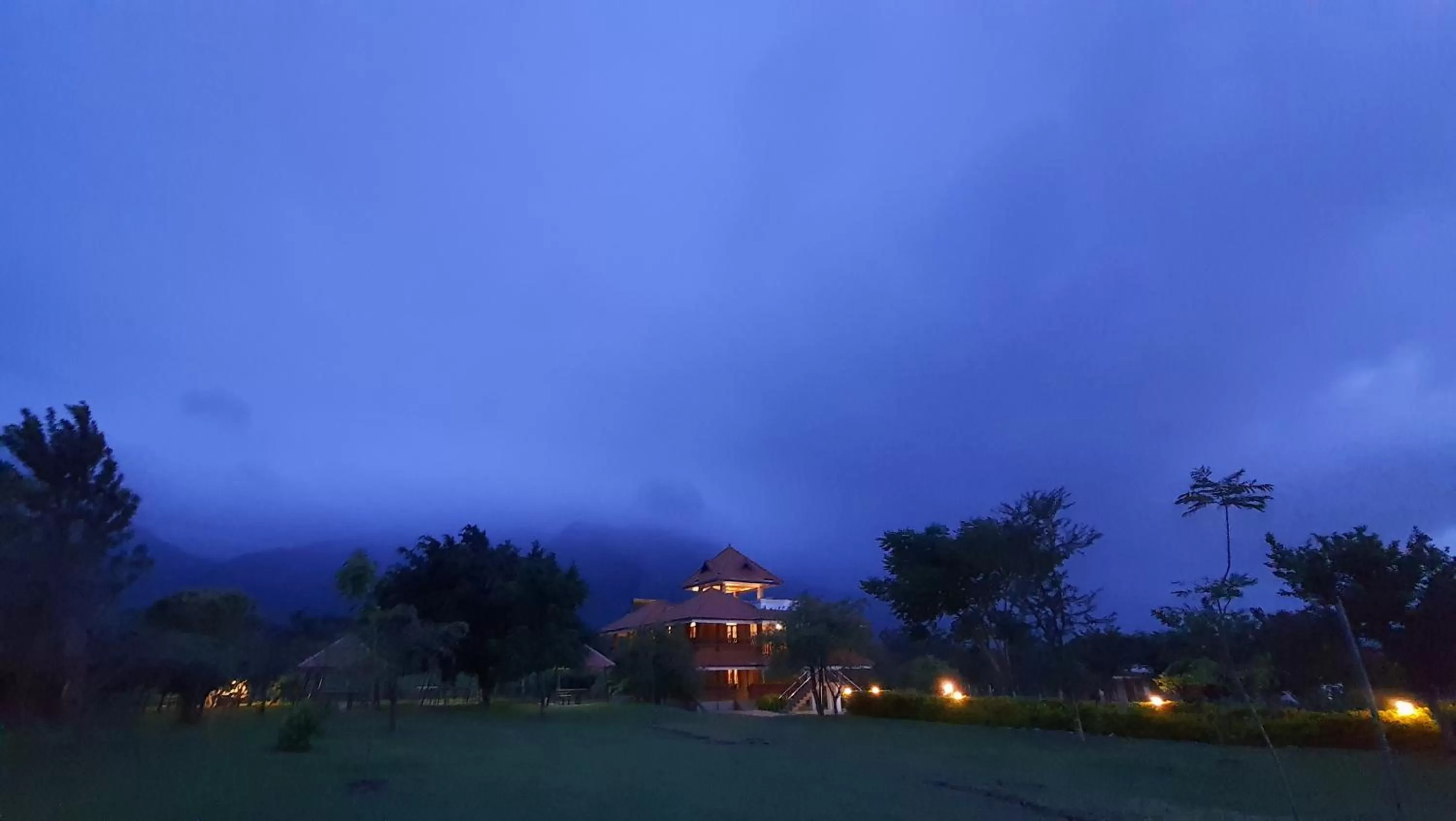 Facade/entrance in Avadale Masinagudi - Stag Groups Not Allowed