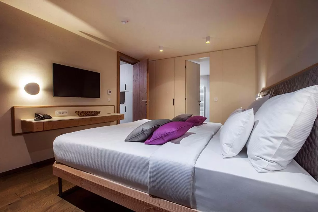 Bedroom, Bed in Hotel Park - Sava Hotels & Resorts