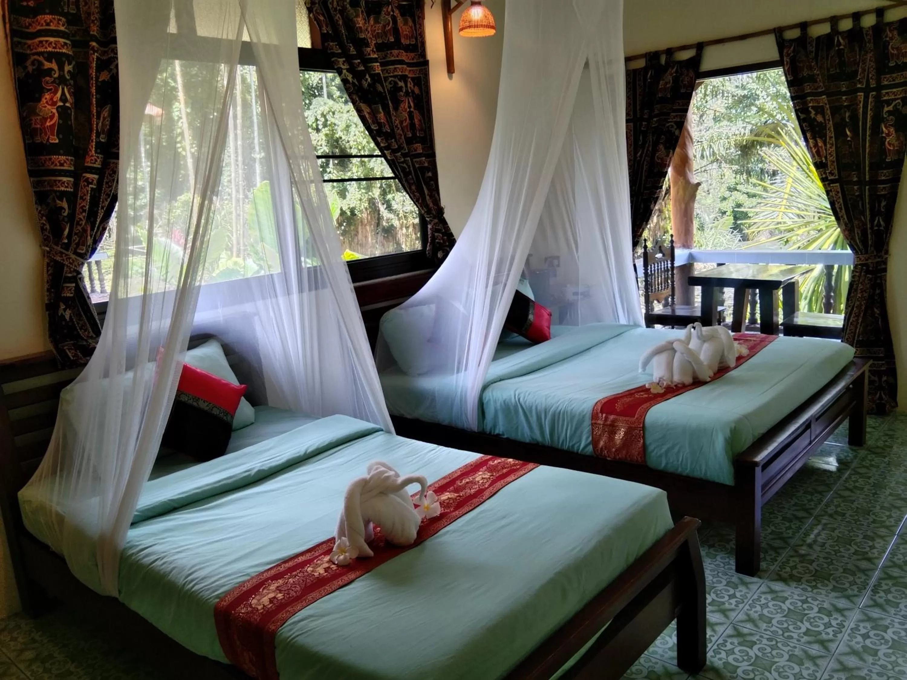 Photo of the whole room, Bed in Khao Sok River & Jungle Resort