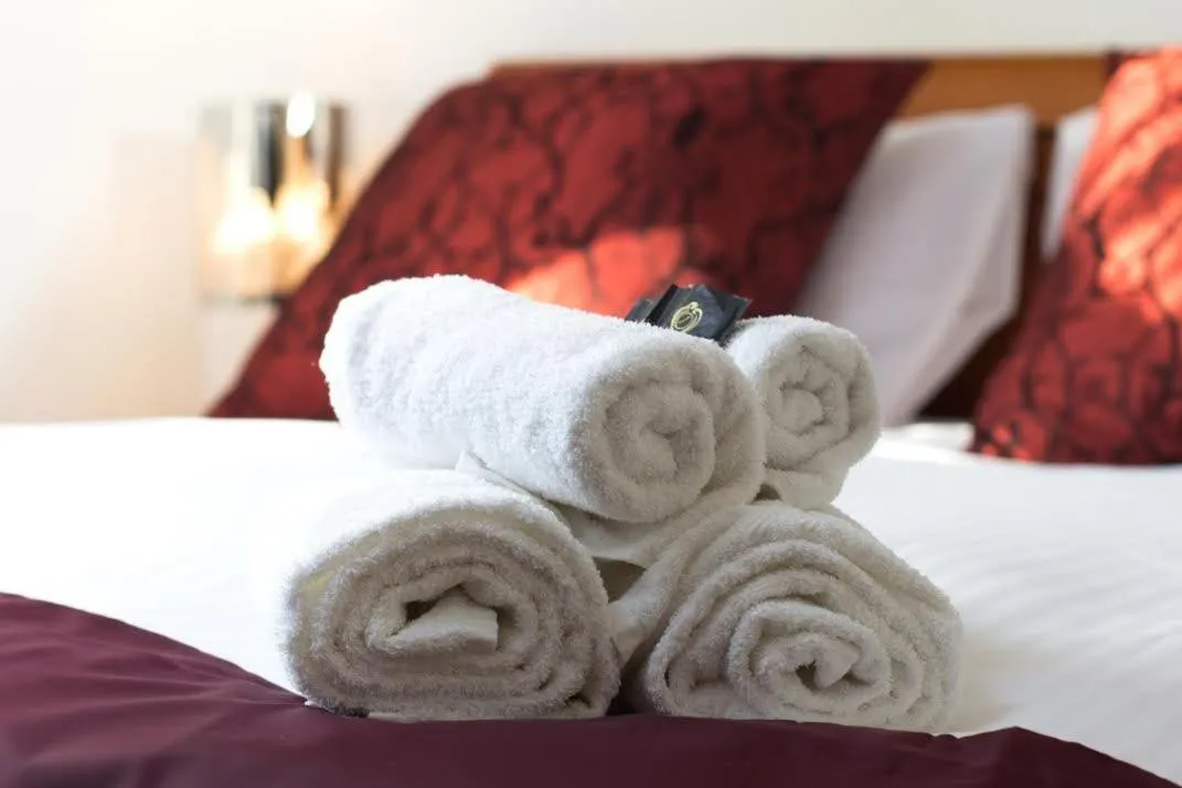 Decorative detail, Bed in City Inn Russell Square