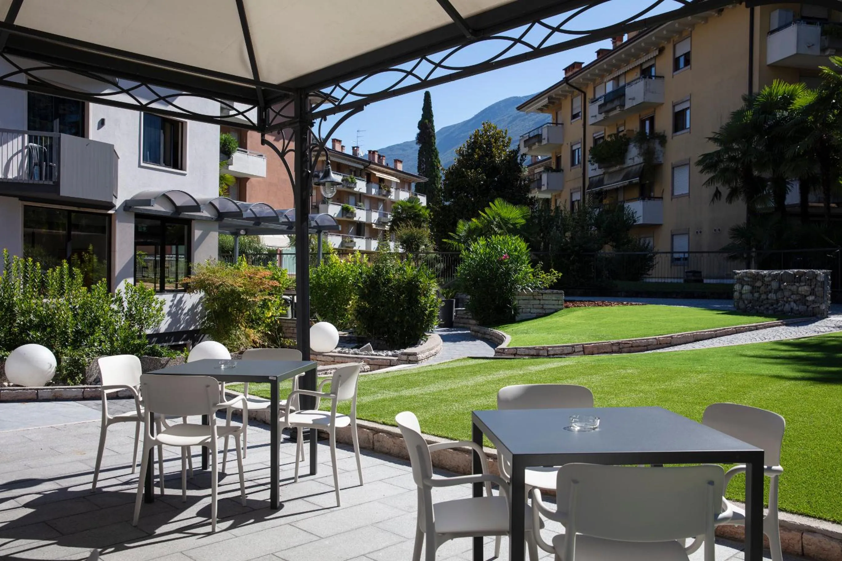 Garden view in Arco Smart Hotel
