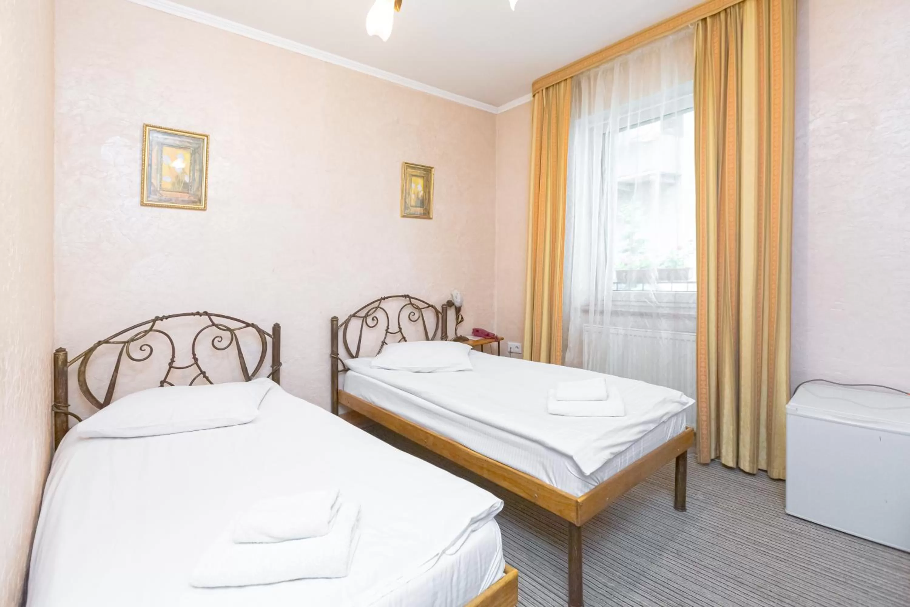 Bed in Staryi Krakiv