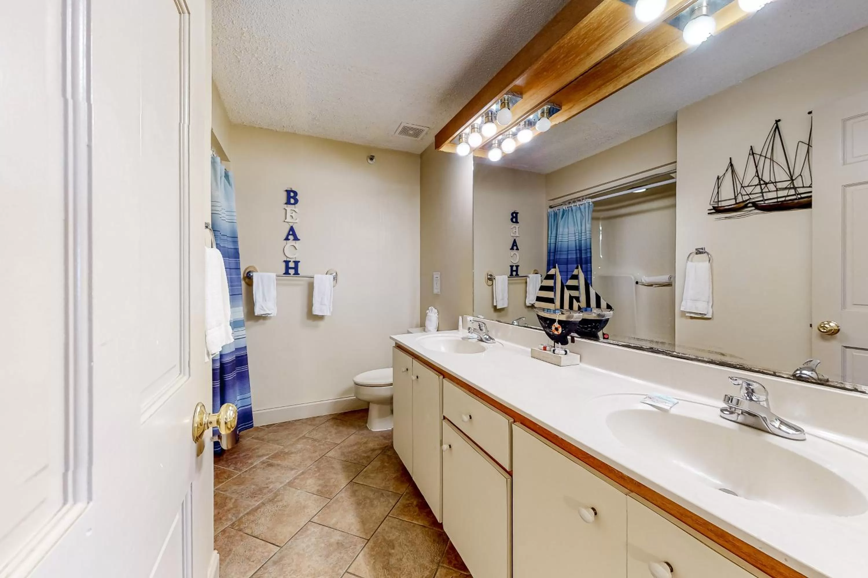 Bathroom in The Inn at St. Thomas Square # 1205B