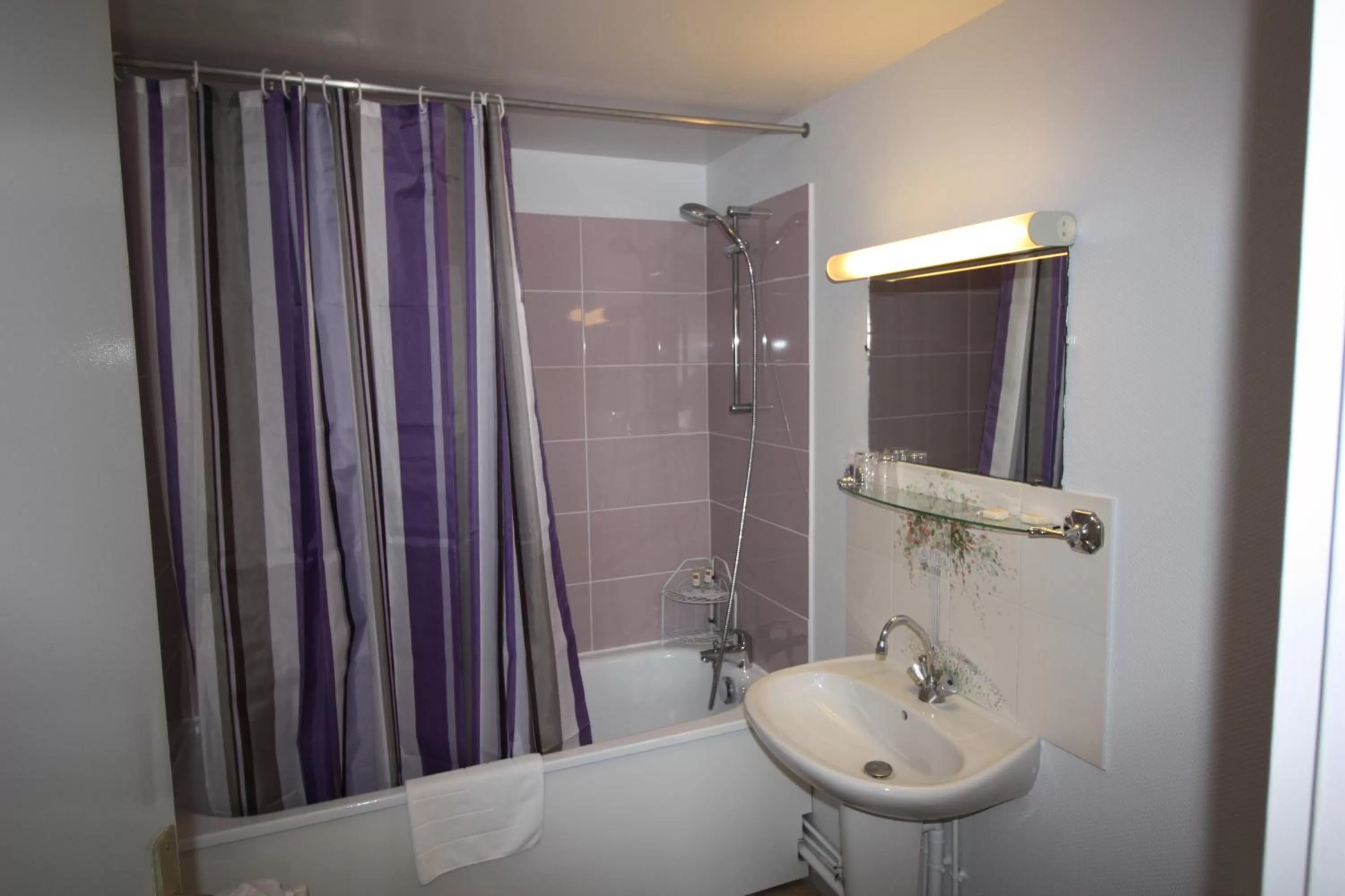 Bathroom in Hotel Les Deux Sapins