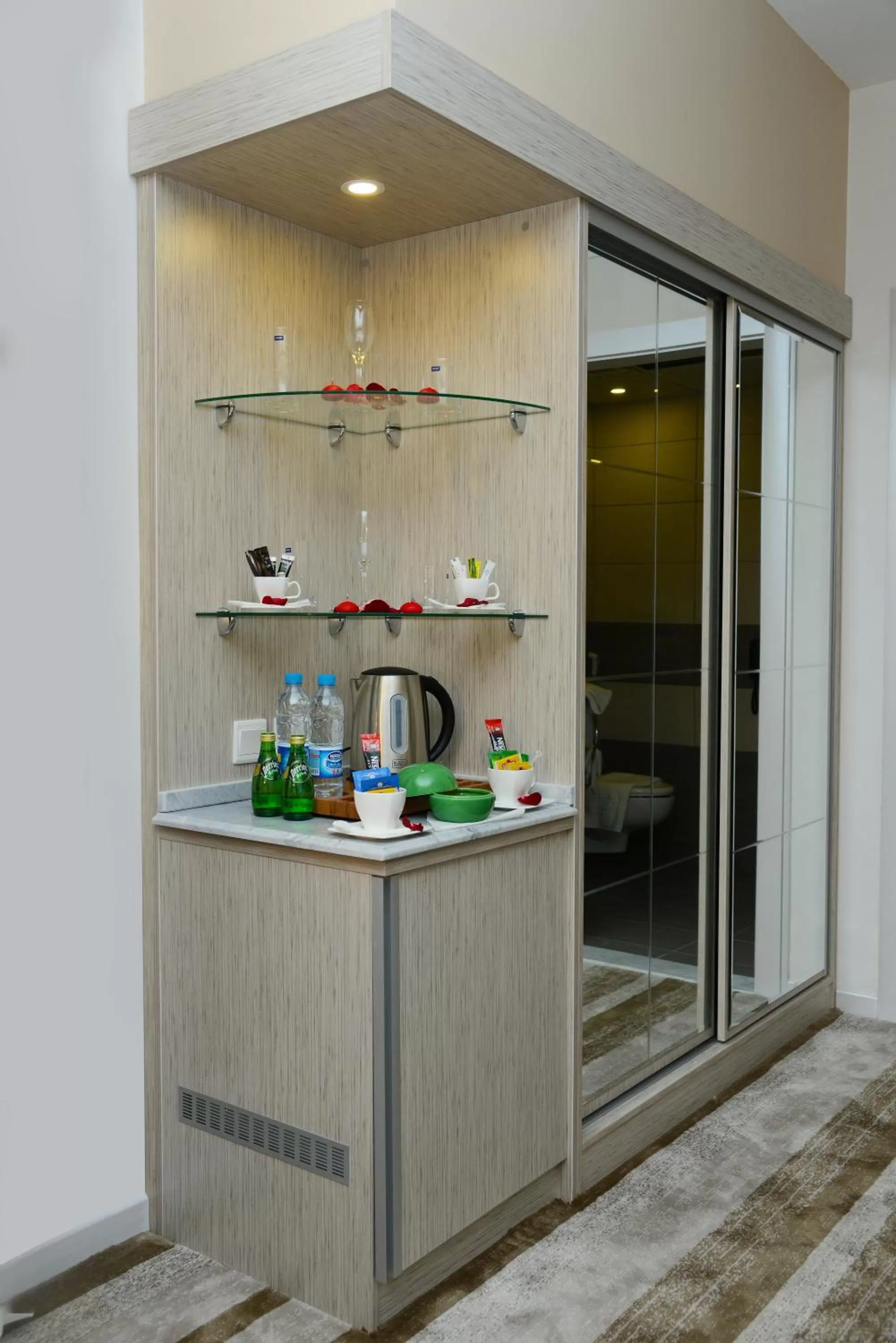 Coffee/tea facilities, Kitchen/Kitchenette in Le Bosphorus Al Madinah