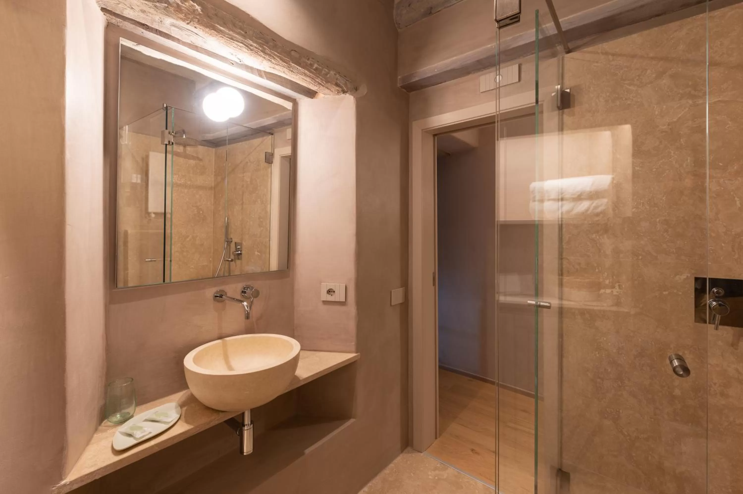 Bathroom in Drogheria e Locanda Franci