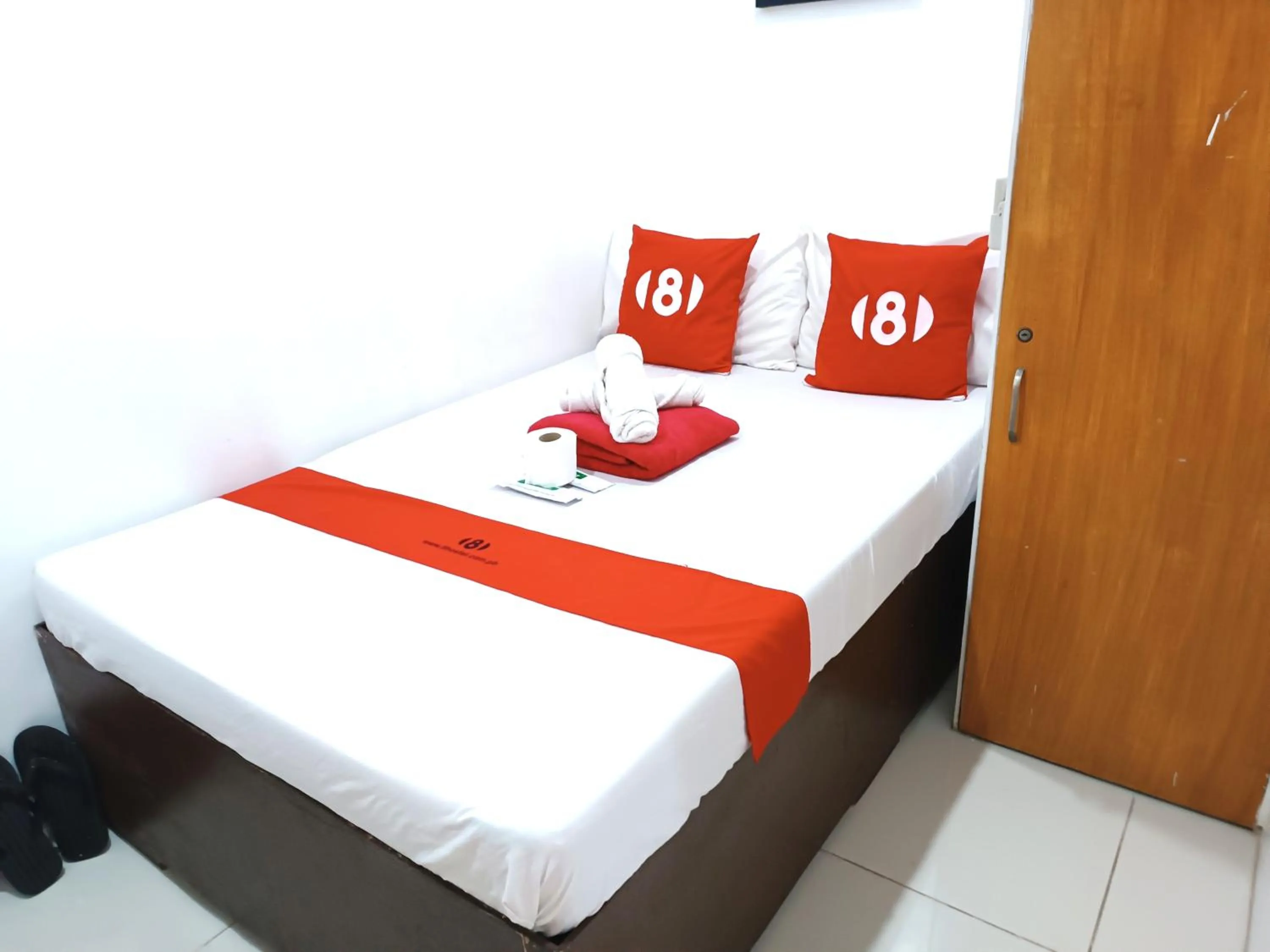 Bedroom, Bed in 8Hostel