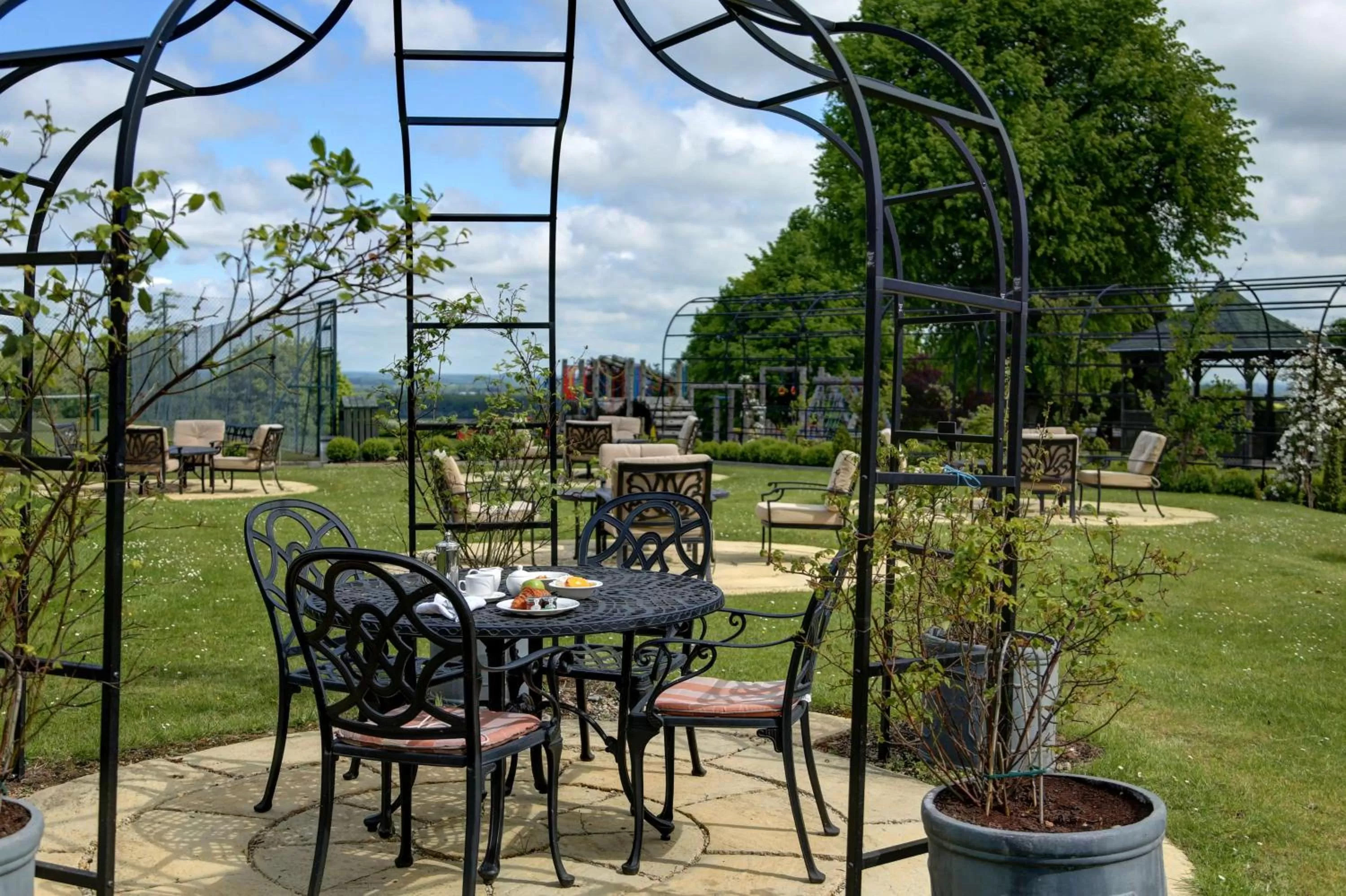 Property building in Swindon Blunsdon House Hotel, BW Premier Collection