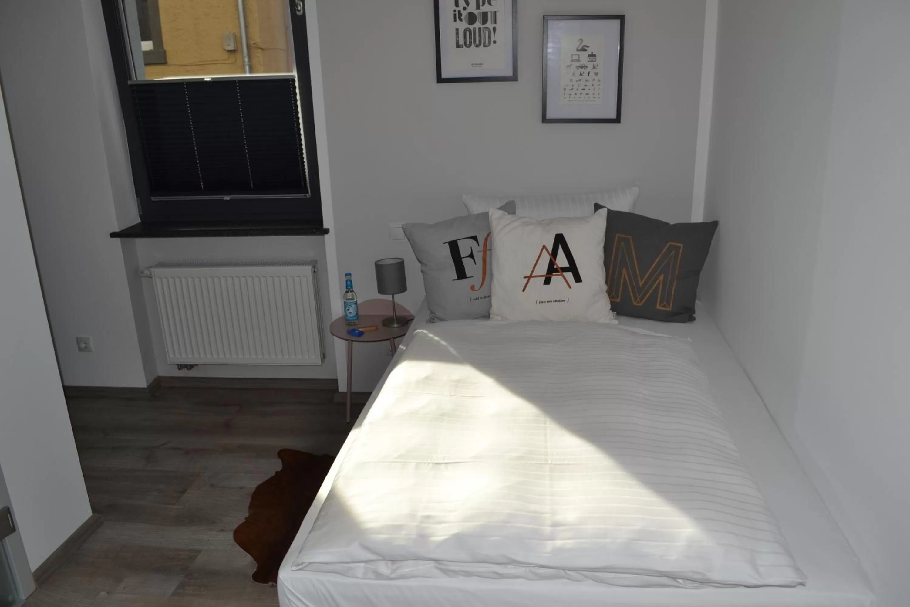 Bed in Boutique-Hotel "Stilvoll"