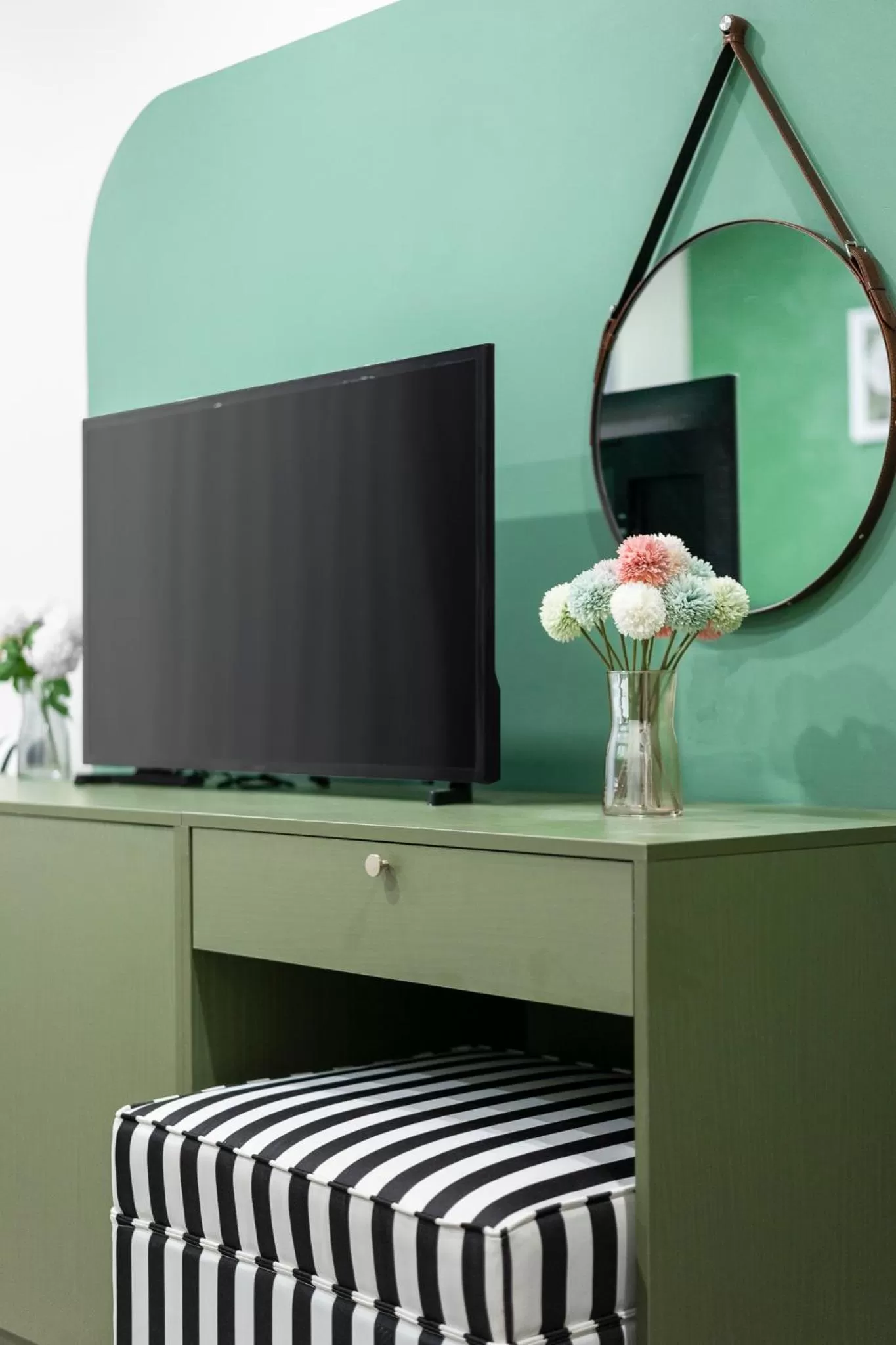 Photo of the whole room in De La Sol Villa Dalat