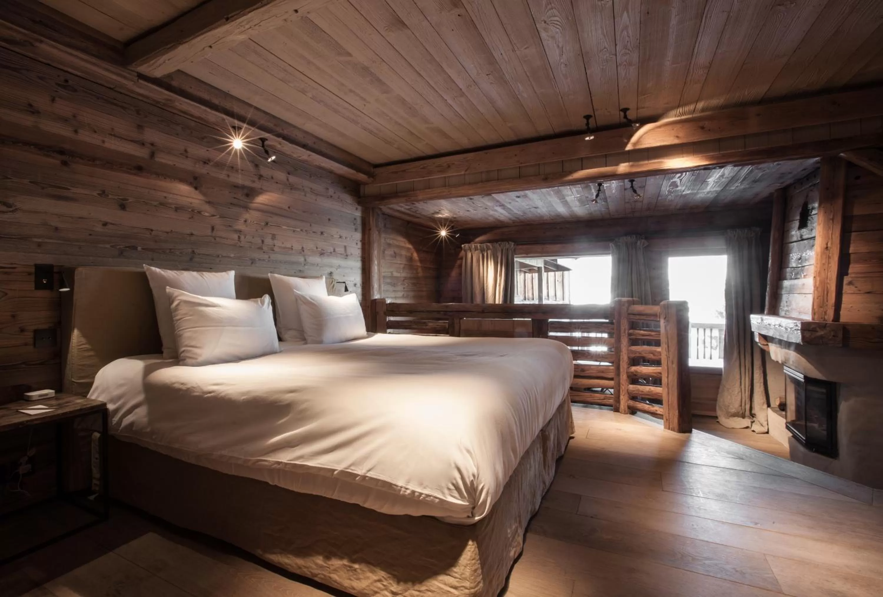Decorative detail, Bed in Zannier Le Chalet