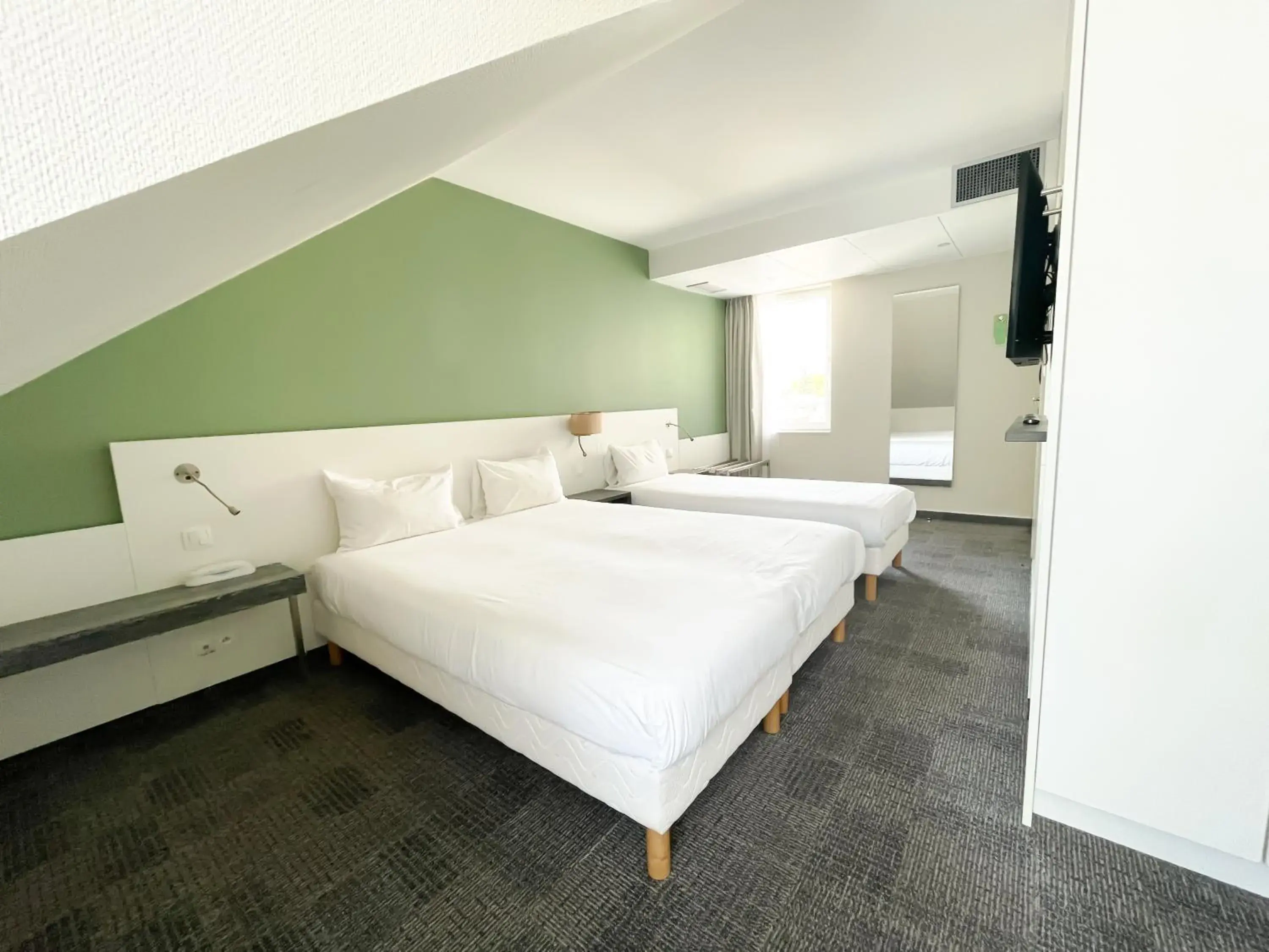 POP Room with One Double Bed and One Single Bed in Greet Hotel Colmar POP Room with One Double Bed and One Single Bed in Greet Hotel Colmar
