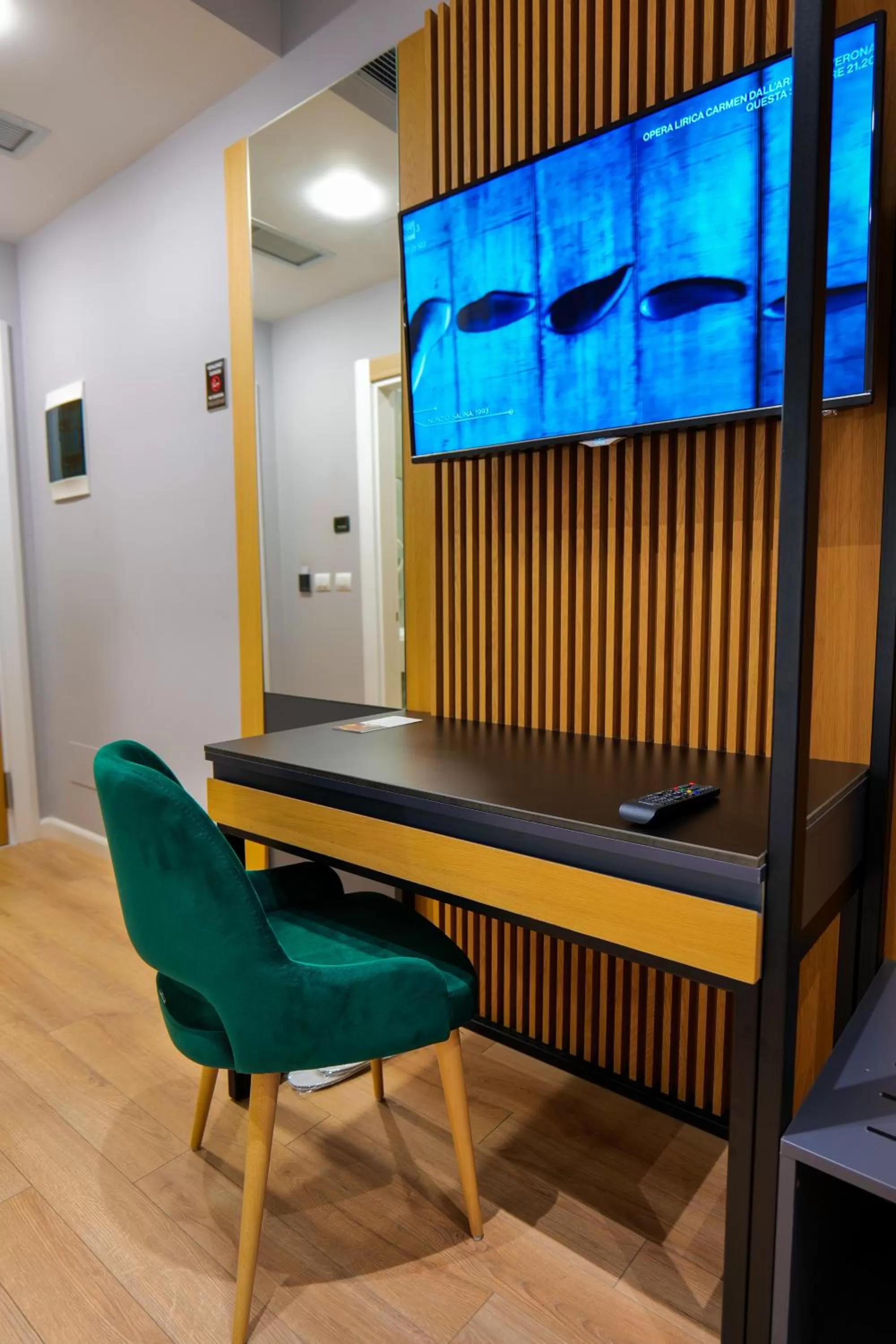 TV and multimedia in LORD Hotel