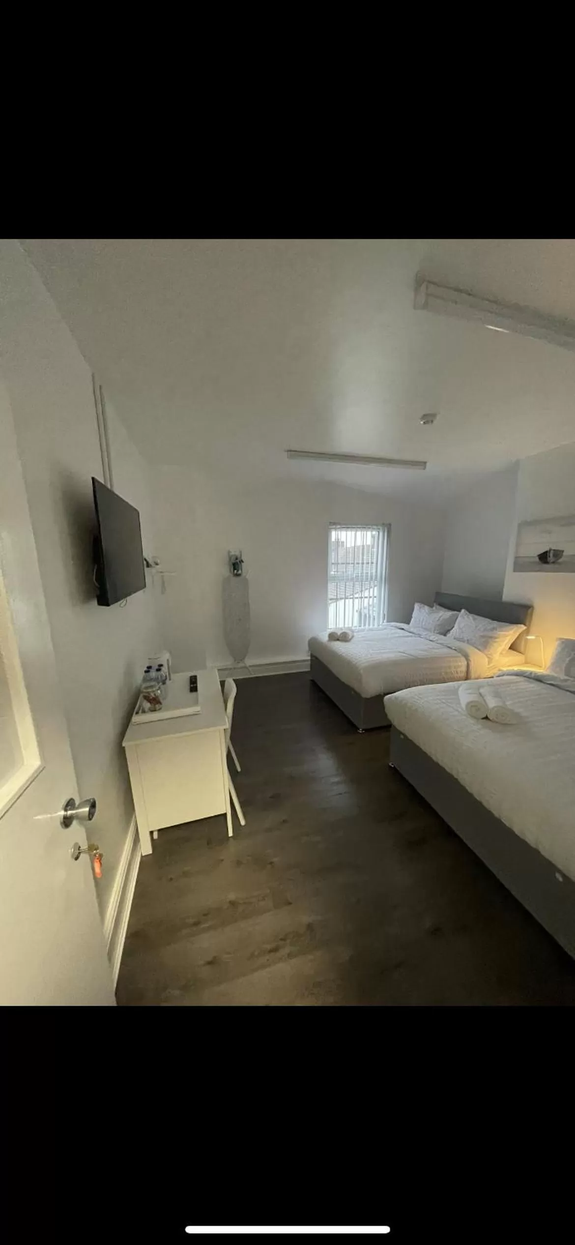 Bed in County road rooms